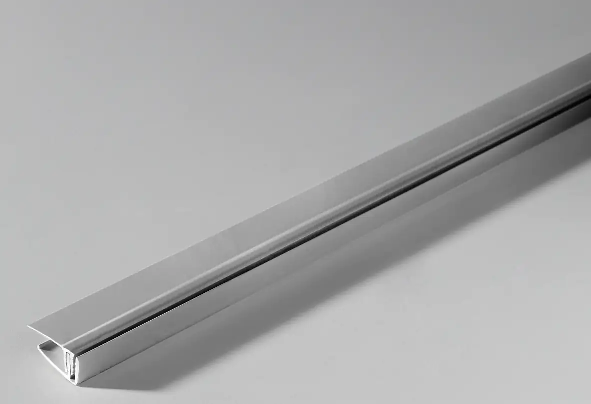 Abschlussleiste für Paneele 5-8 mm Stärkte 260 cm lang alufarben Abschlussleiste für Paneele 5-8 mm Stärkte 260 cm lang alufarben