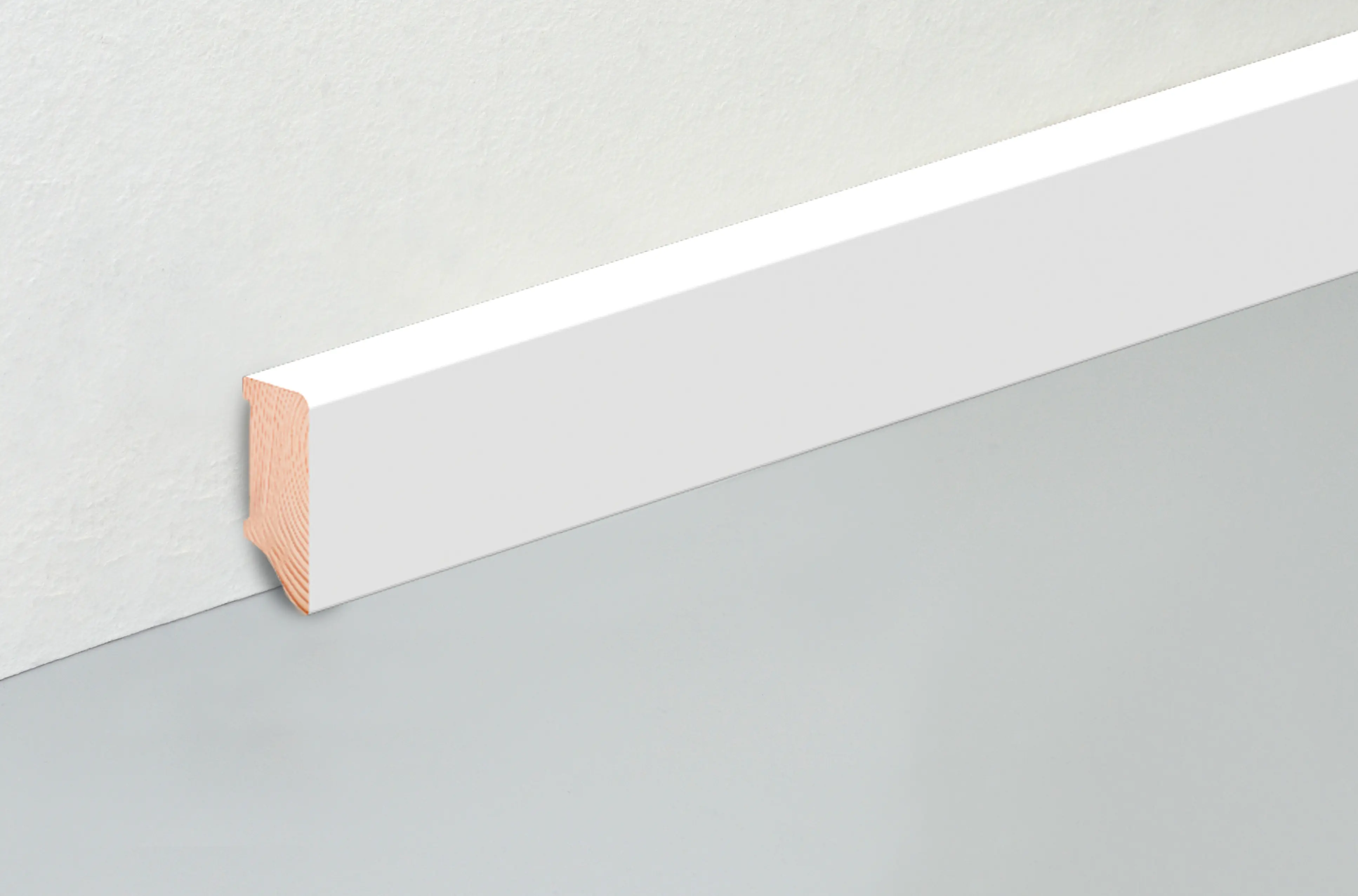 Neuhofer Fußleiste 240 cm x 40 x 16 mm weiß