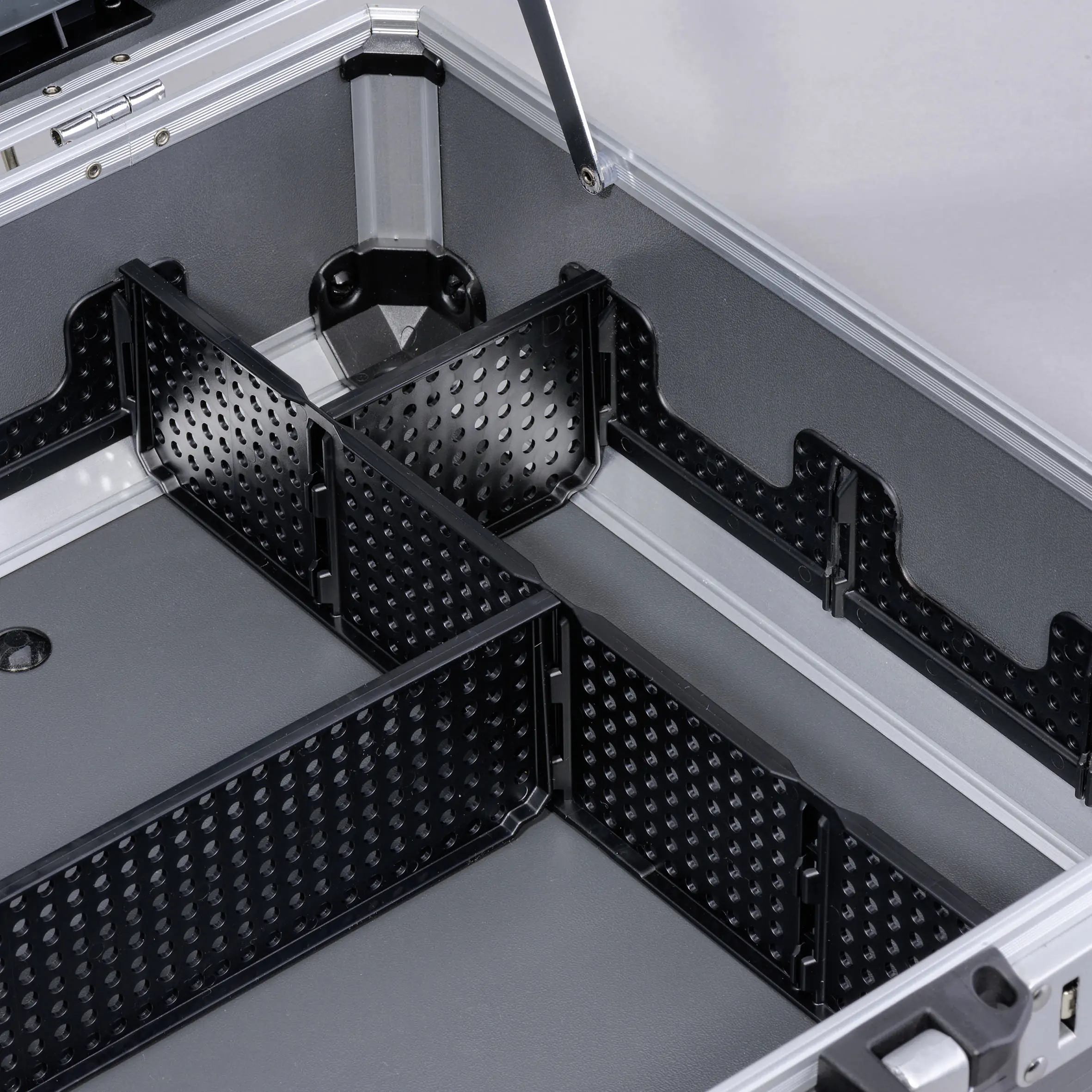 Allit Servicekoffer AluPlus Service C44-1 anthrazit ohne Inhalt 24 l