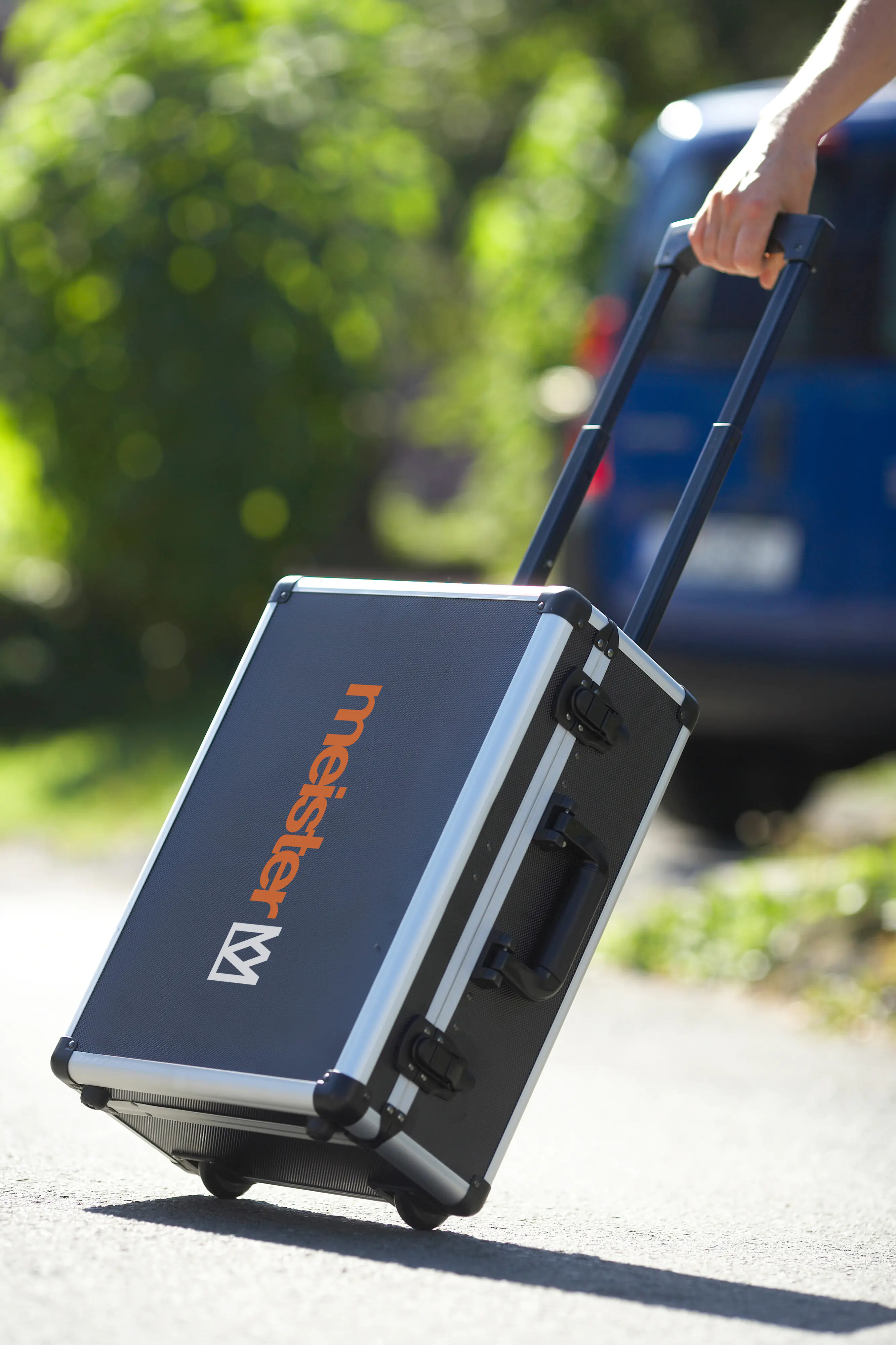 Meister Werkzeugkoffer-Trolley WK156 rollbar mit Teleskopgriff 156-teilig