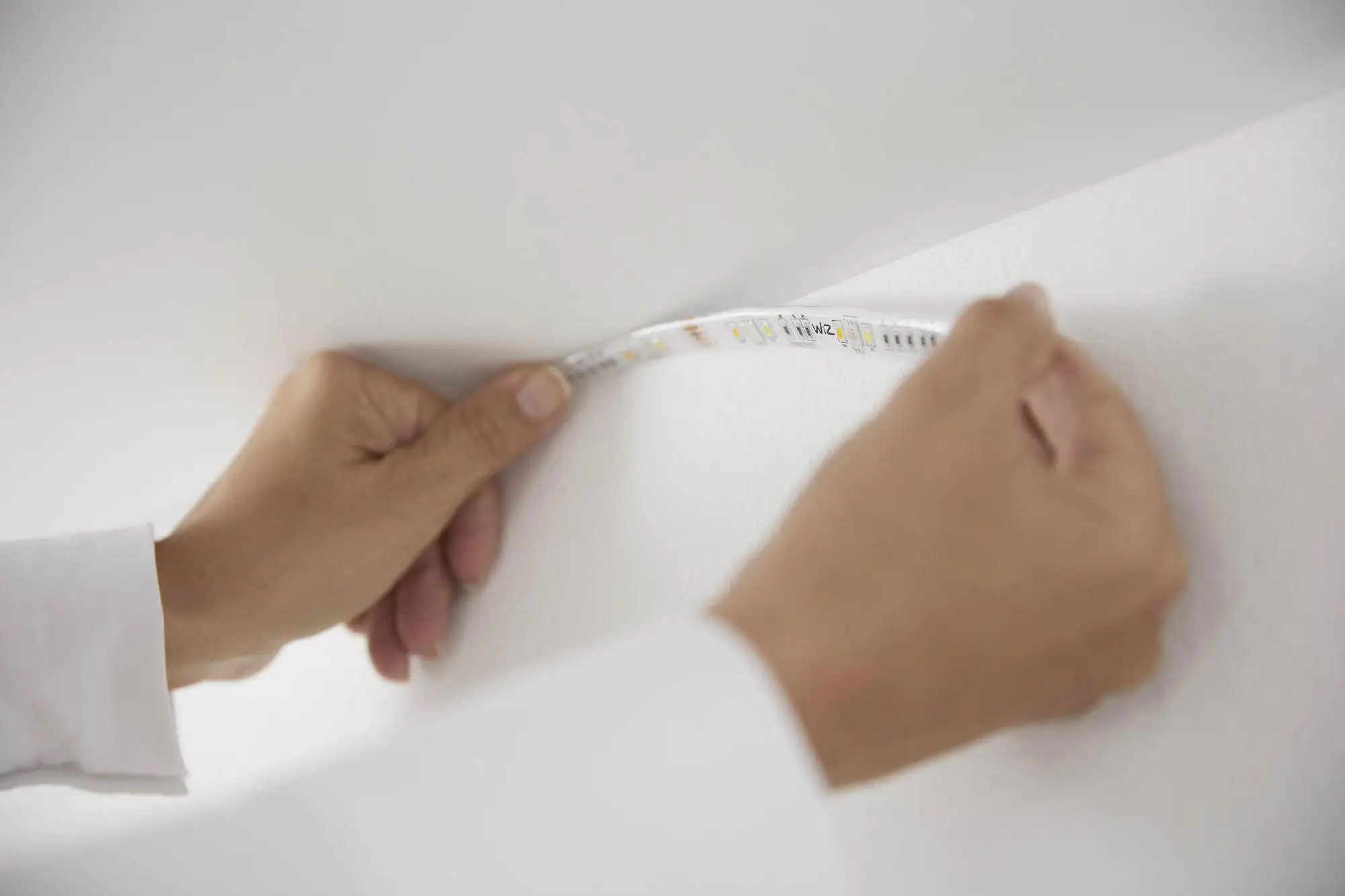 WiZ LED Lightstrip Tunable White & Color Erweiterung 1 m RGBW WiZ LED Lightstrip Tunable White & Color Erweiterung 1 m RGBW