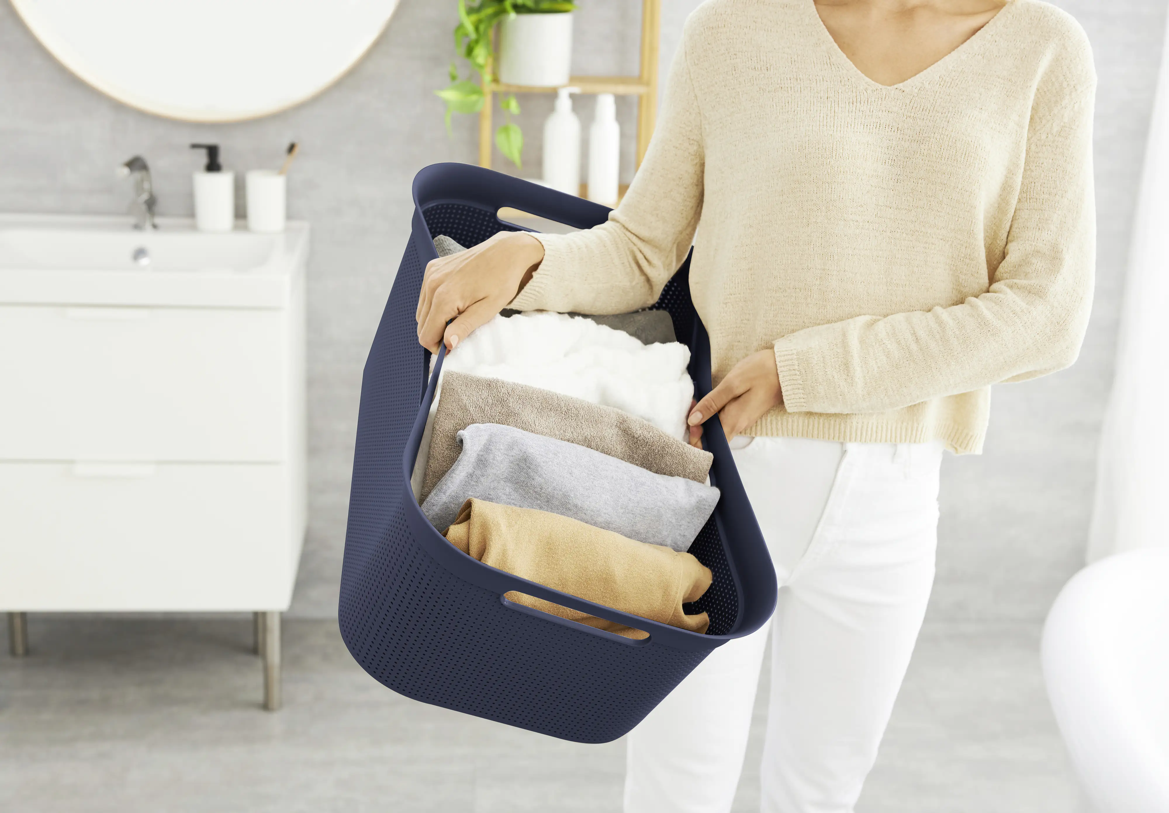 Rotho Wäschekorb Brisen, 41 l midnight blau