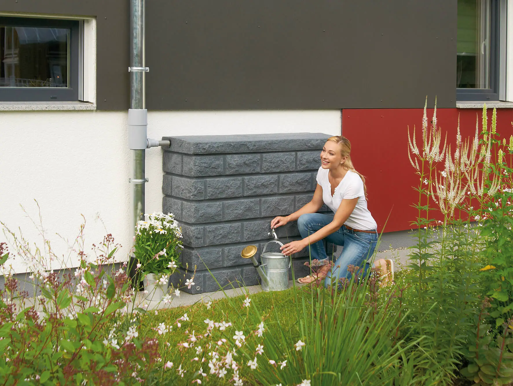 Garantia Regenwasser-Wand-Tank Rocky Junior 300 l Garantia Regenwasser-Wand-Tank Rocky Junior 300 l