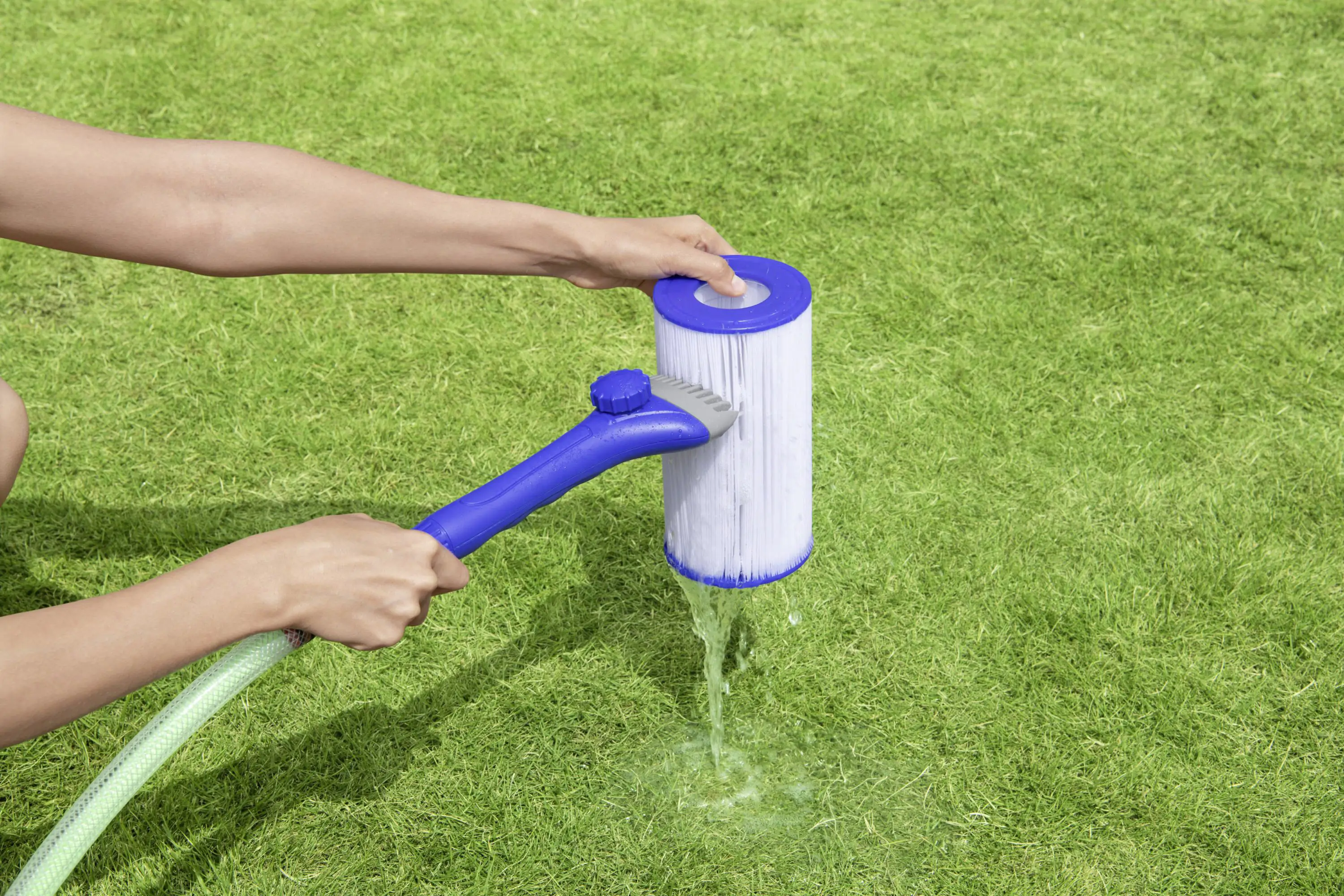 6941607307533_2995538 Bestway Reinigungs-Aufsatz Flowclear AquaLite für Filterkartuschen