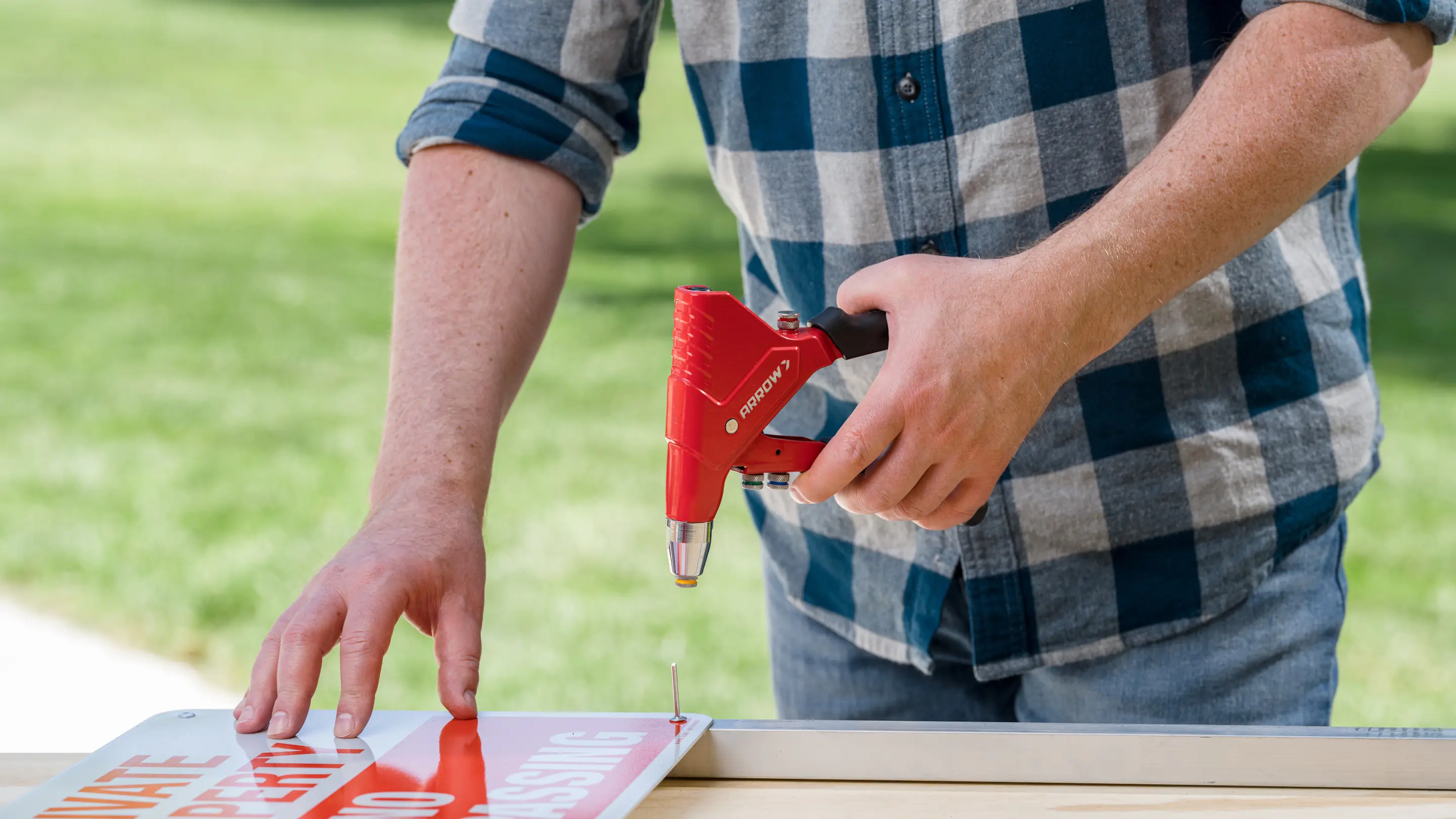 Arrow Blindnietzange RT189 Set 20,5 cm inkl. 100 Nieten, 4 HSS-Bohrer & 4 passende Mundstücke