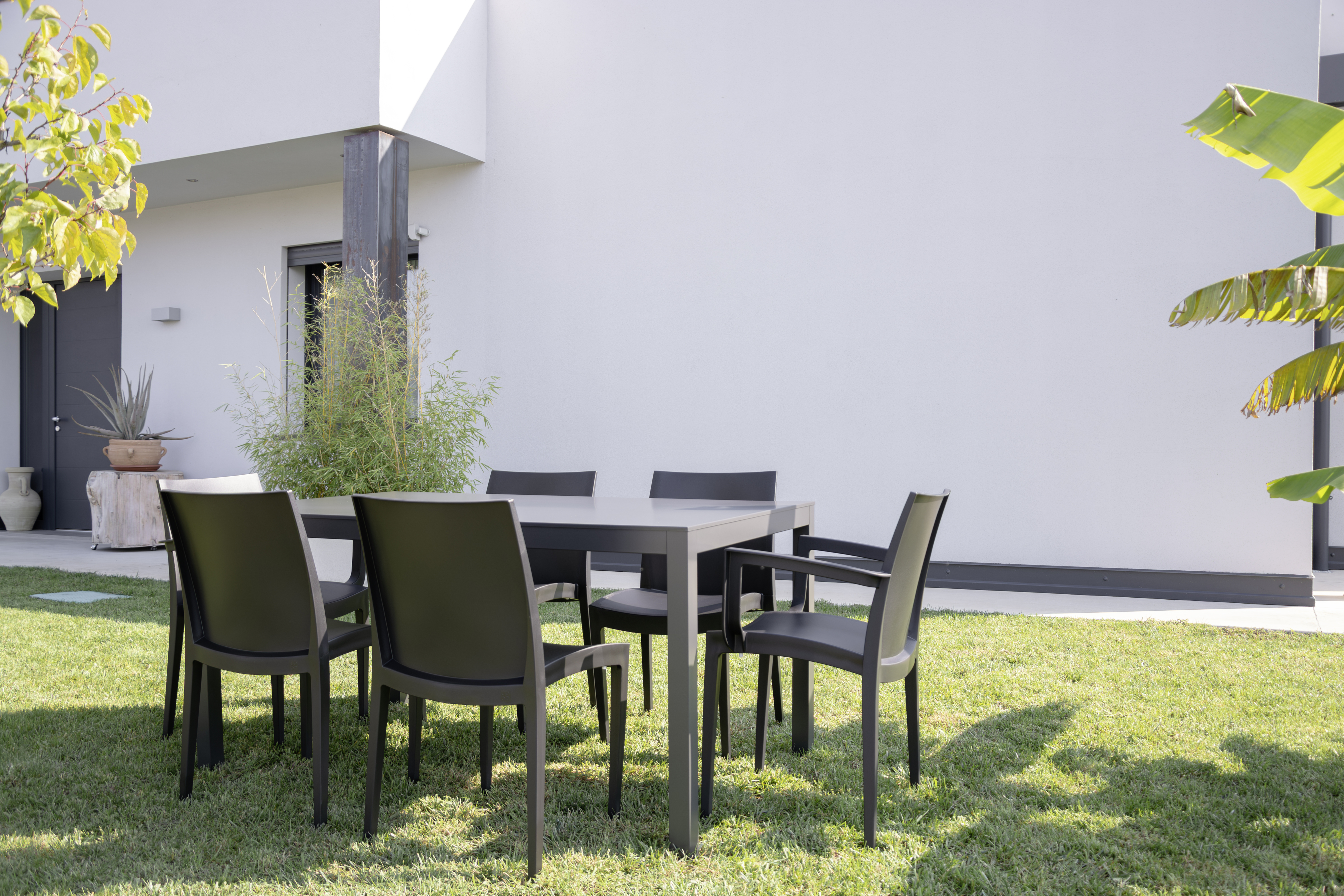 Grandsoleil Gartenstuhl Kunststoff Venice mit Armlehne anthrazit