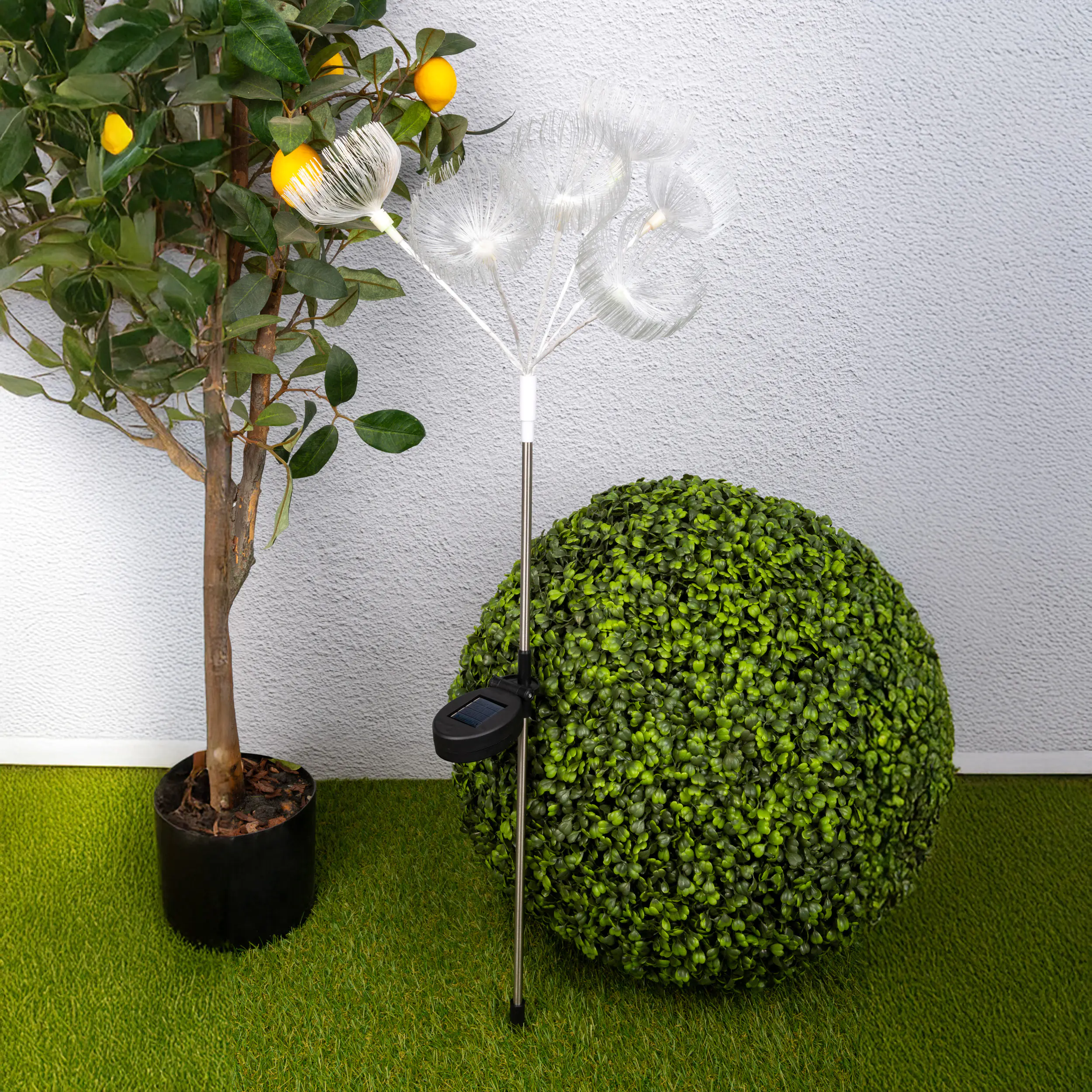 Light & More LED Solarleuchte Blumen weiß