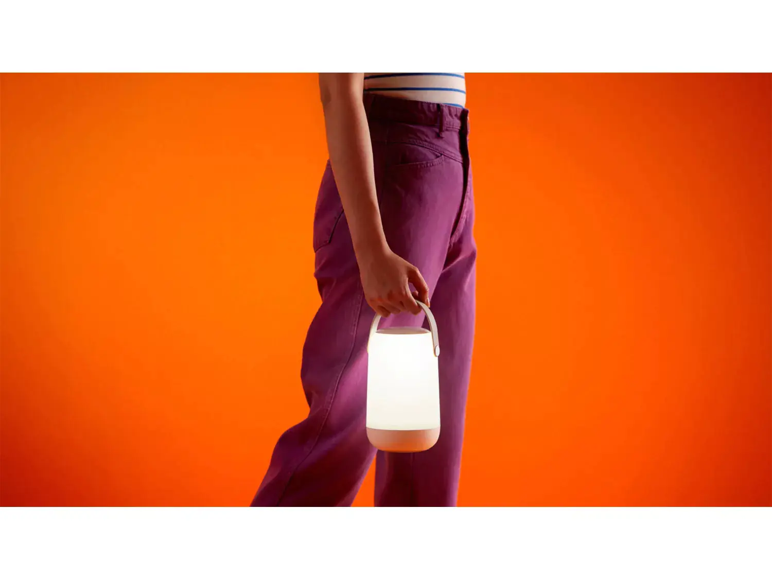 Wiz LED-Tischleuchte mobiles tragbares Licht 13,5 W RGB-Beleuchtung weiß Wiz LED-Tischleuchte mobiles tragbares Licht 13,5 W RGB-Beleuchtung weiß