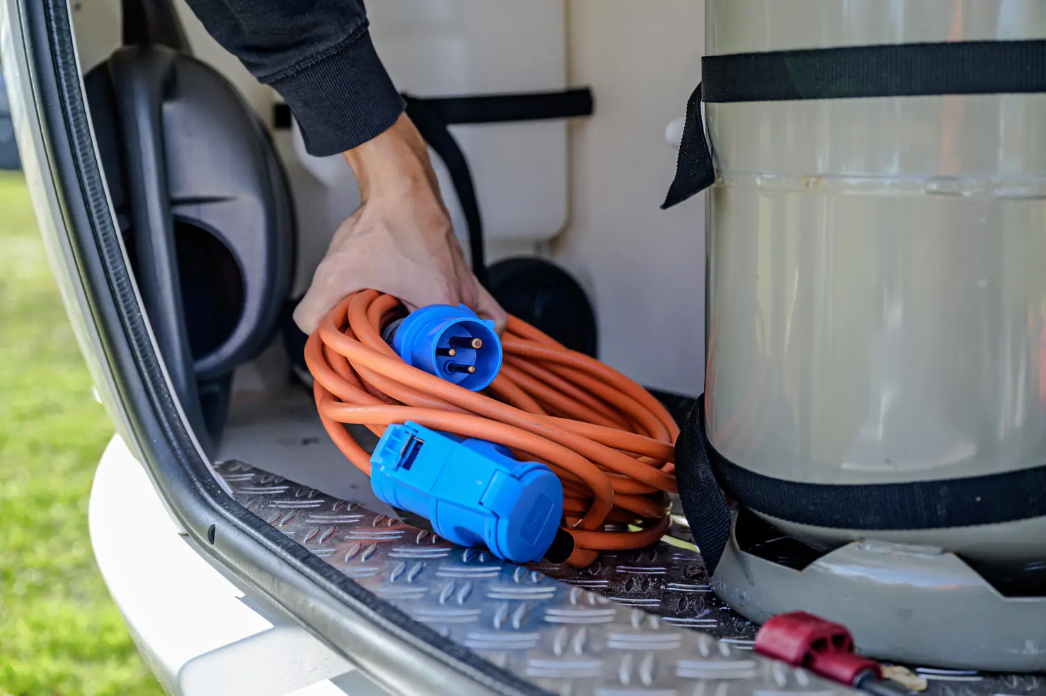 Brennenstuhl CEE-Verlängerungskabel 25m IP44 CEE-Stecker und Winkelkupplung