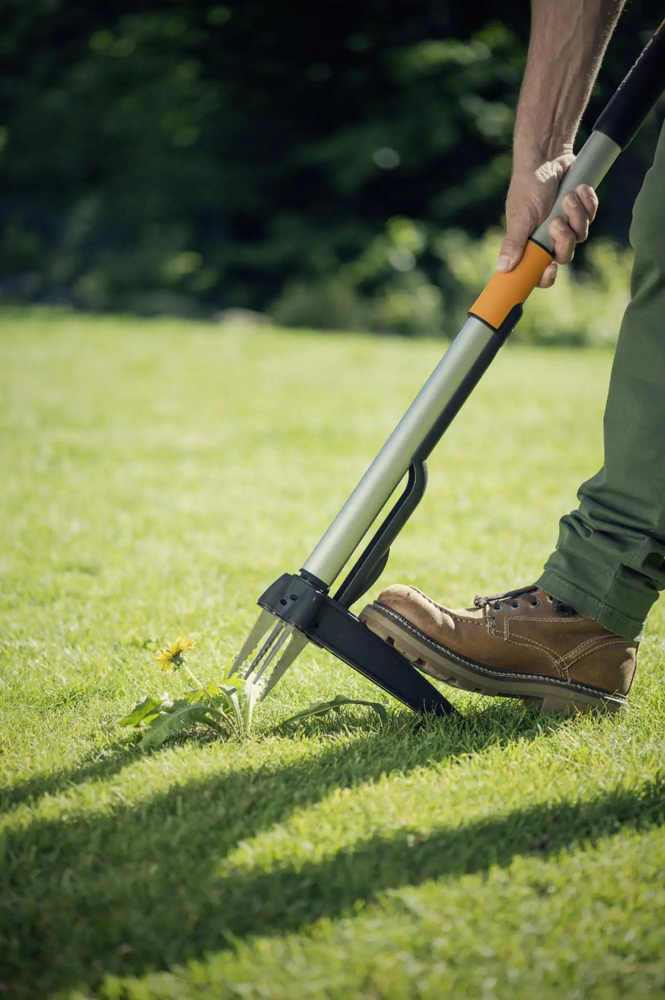 Fiskars Teleskop-Unkrautstecher Smart Fit 99 - 119 cm