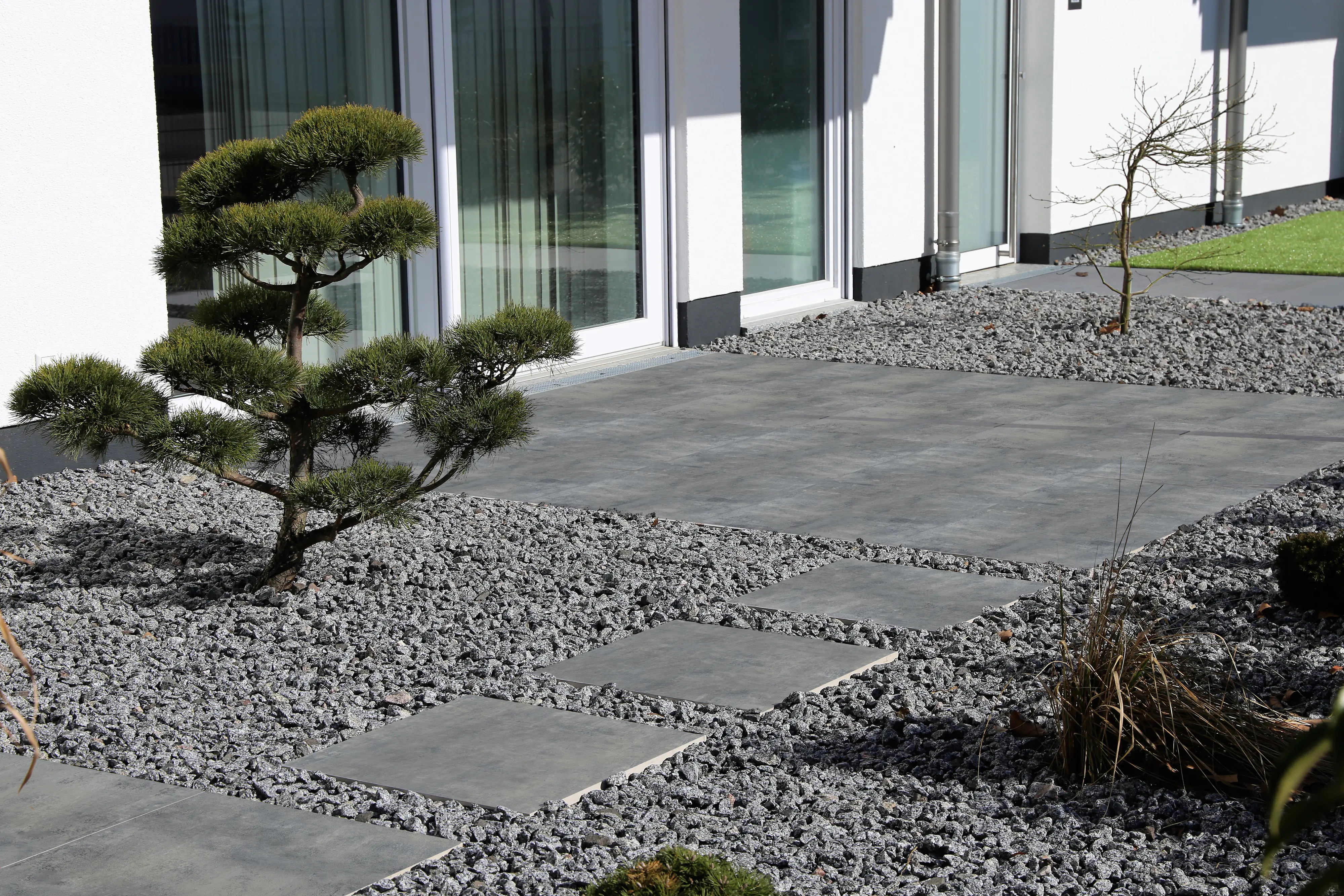 Terrassenplatte Feinsteinzeug Tribeca 40 x 40 x 2 cm anthrazit