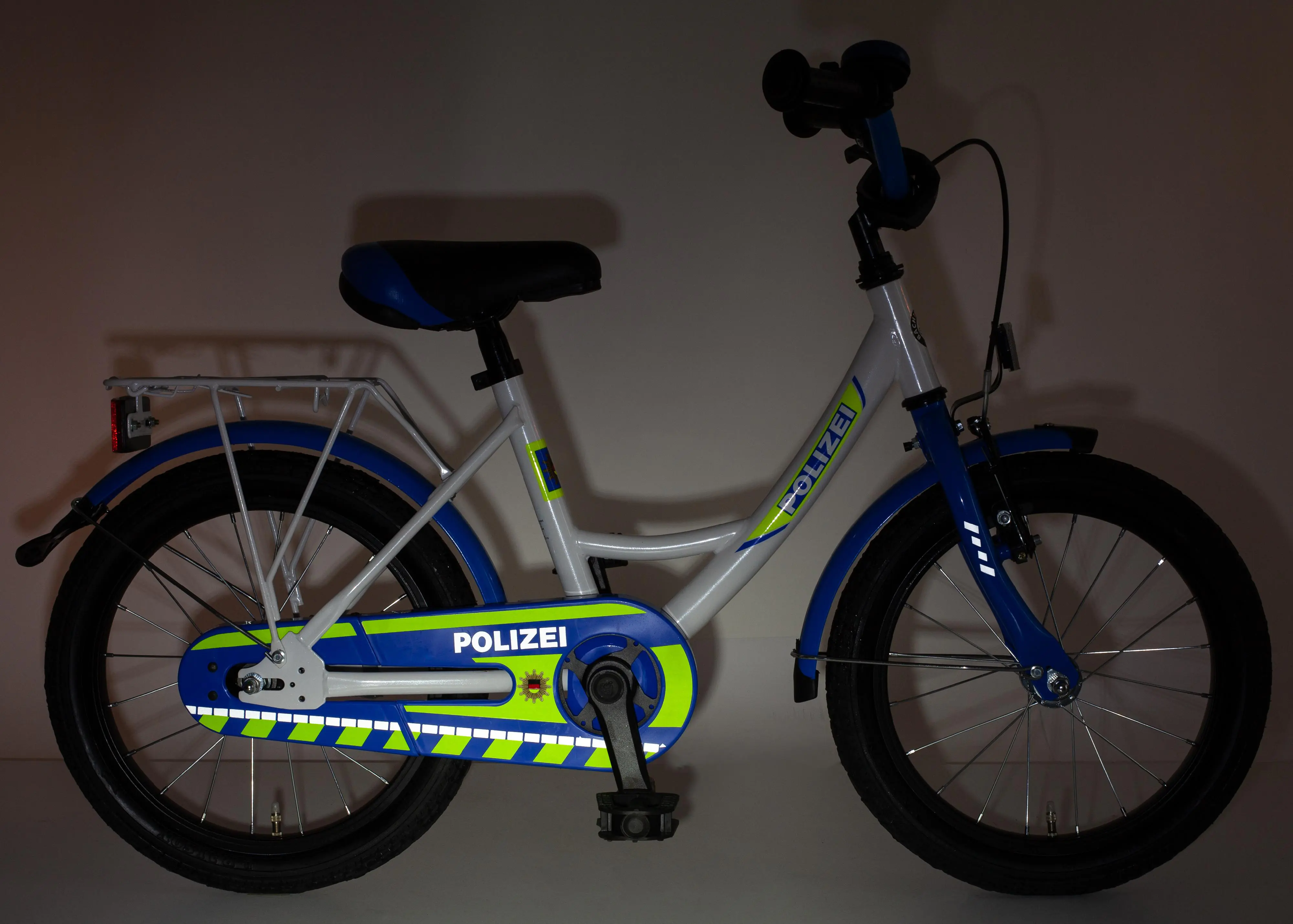 Bachtenkirch Kinderfahrrad Polizei 18 Zoll kristall-weiß/blau/neon Bachtenkirch Kinderfahrrad Polizei 18 Zoll kristall-weiß/blau/neon