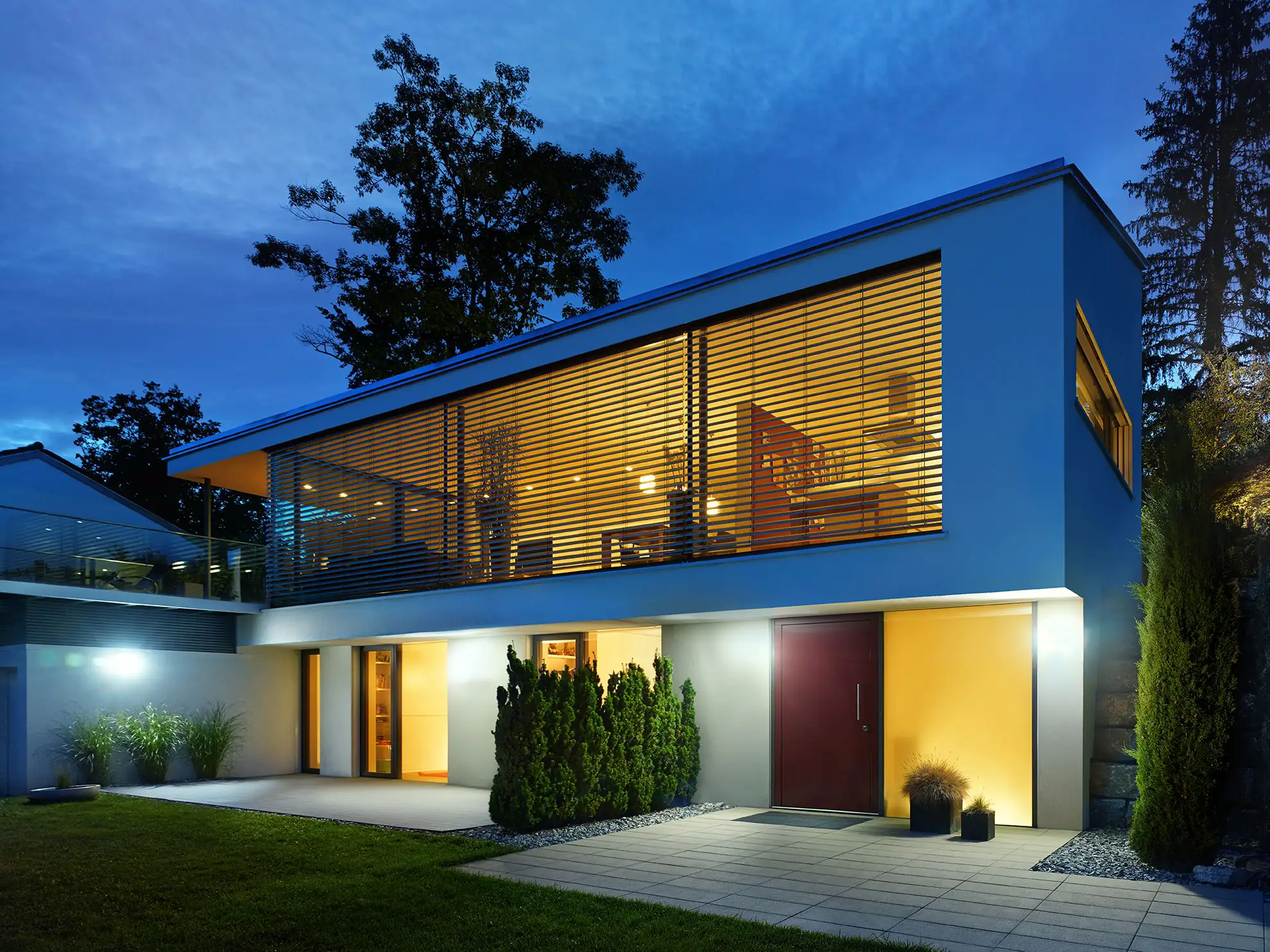 Steinel Strahler XLED Home curved S Weiß mit Bewegungsmelder, Sensor