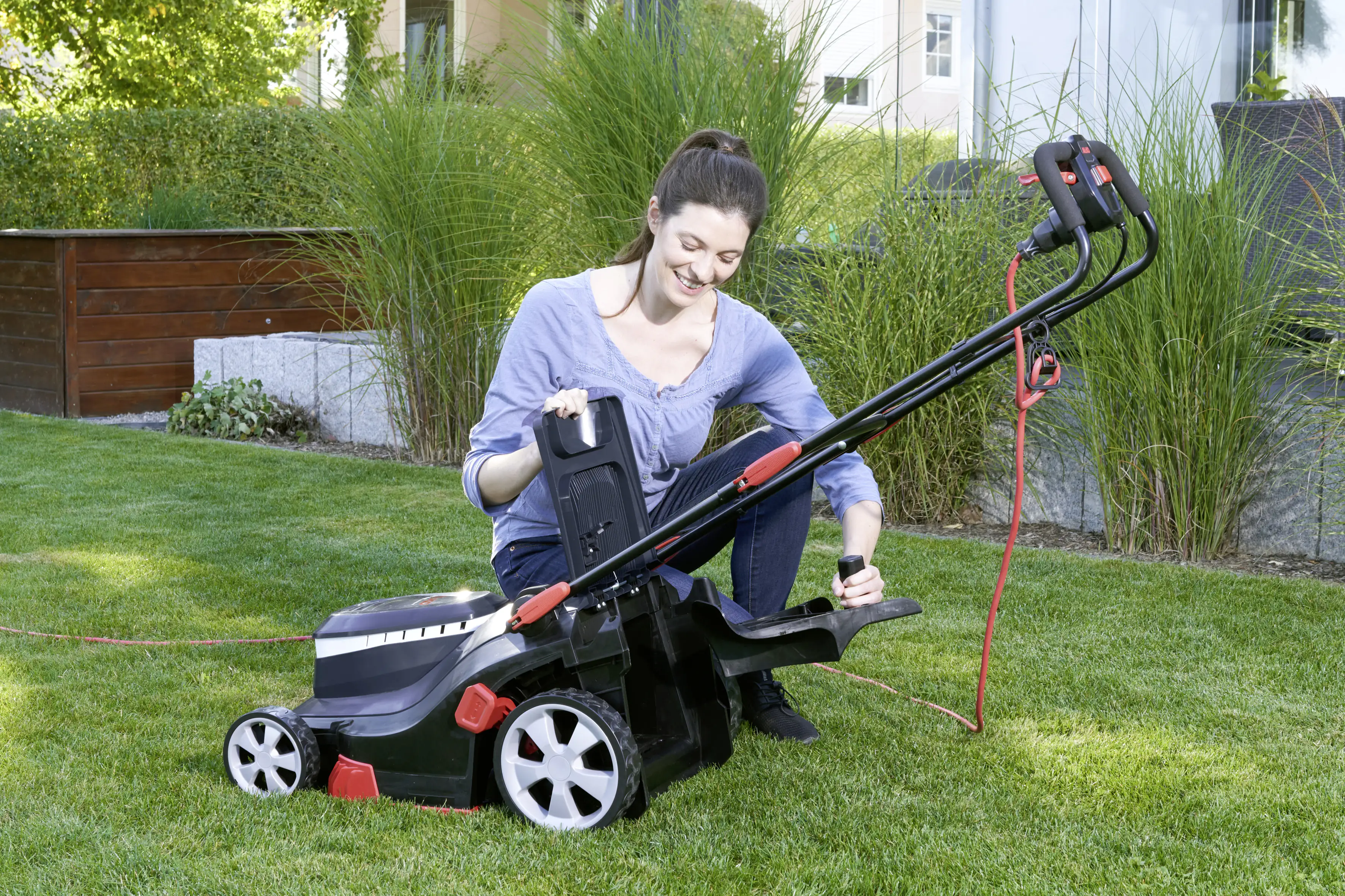 AL-KO Elektro-Rasenmäher 38.2 E Comfort 1.600 Watt, 38 cm Schnittbreite AL-KO Elektro-Rasenmäher 38.2 E Comfort 1.600 Watt, 38 cm Schnittbreite