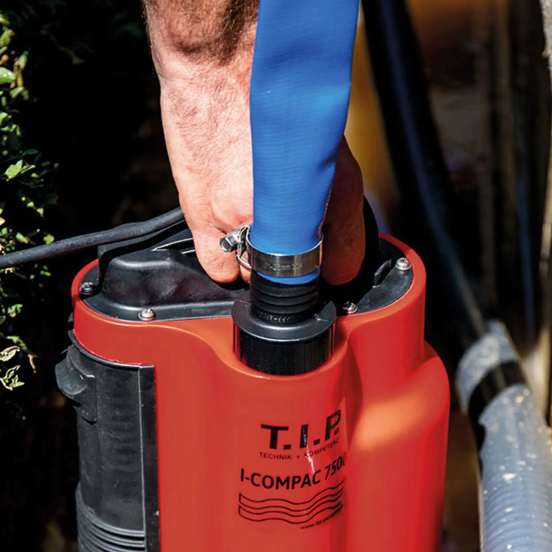 T.I.P. Schmutzwasser-Tauchpumpe I-COMPAC 7500 T.I.P. Schmutzwasser-Tauchpumpe I-COMPAC 7500