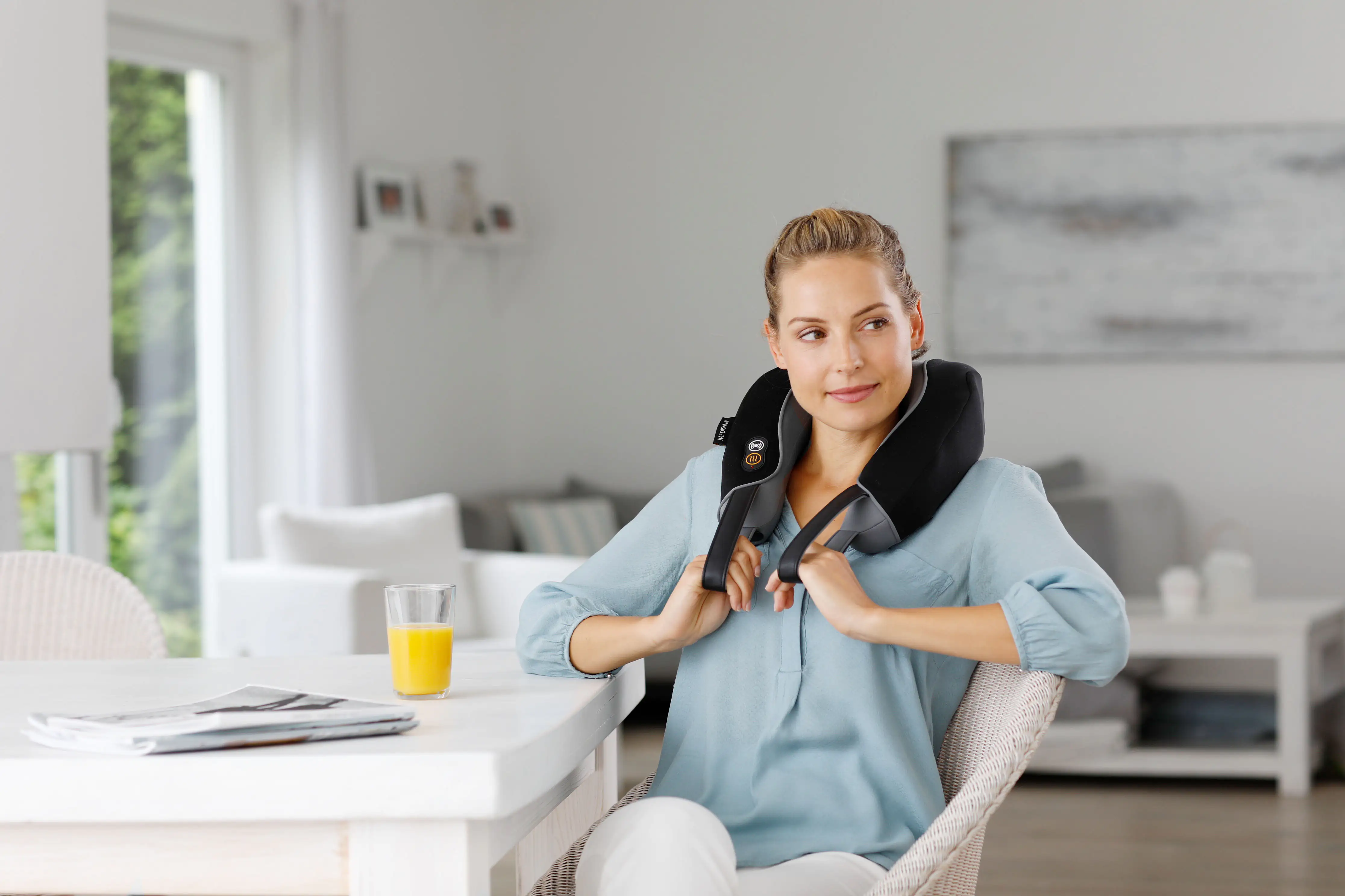 Medisana Nackenmassagegerät NM 866 wahlweise netz- oder batteriebetrieben