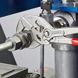 Knipex Zangenschlüssel vernickelt Mehrkomponenten-Hülle Knipex Zangenschlüssel vernickelt Mehrkomponenten-Hülle