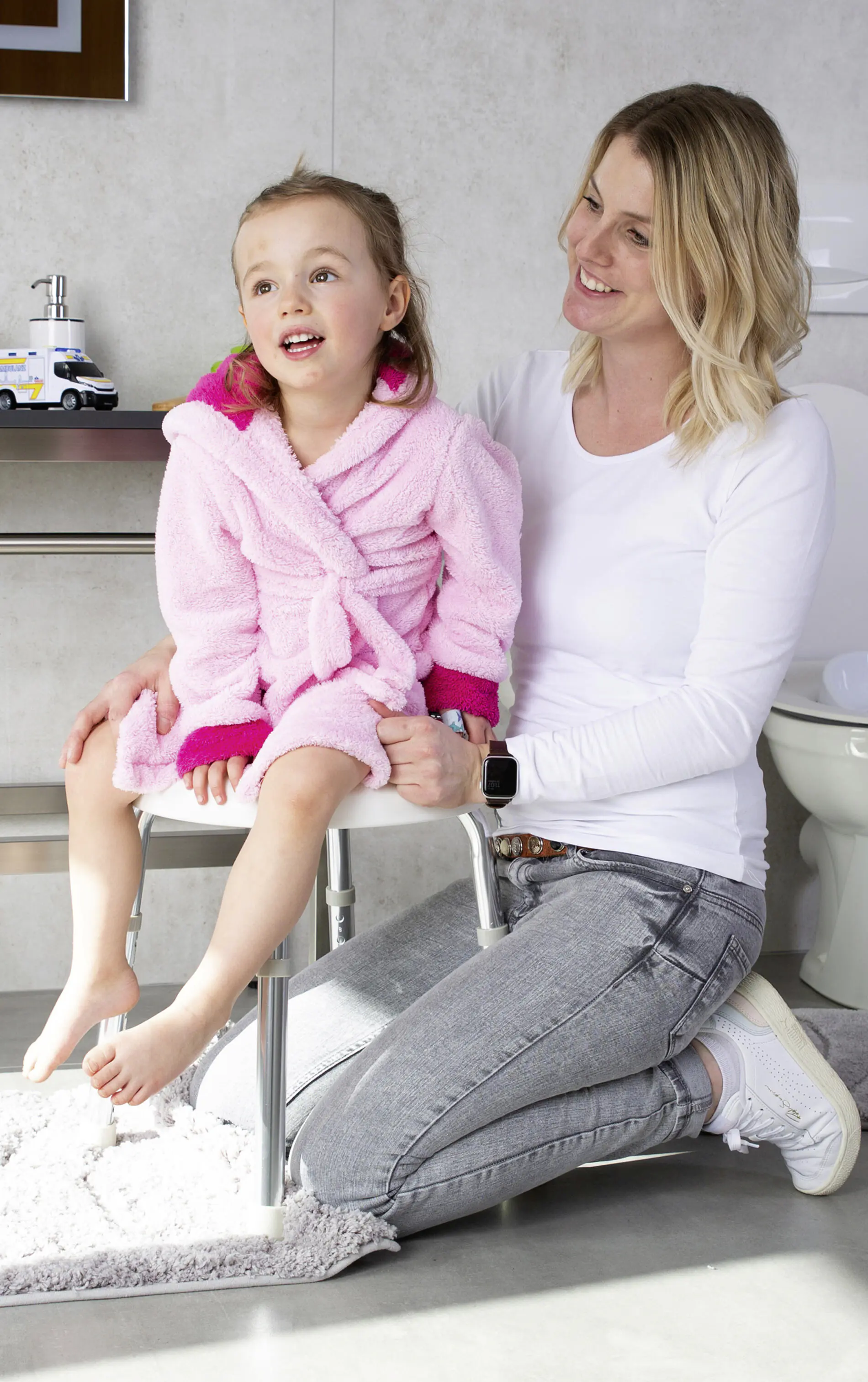 Ridder Bad-Hocker Go, weiß, höhenverstellbar, Aluminium / PE / TPR