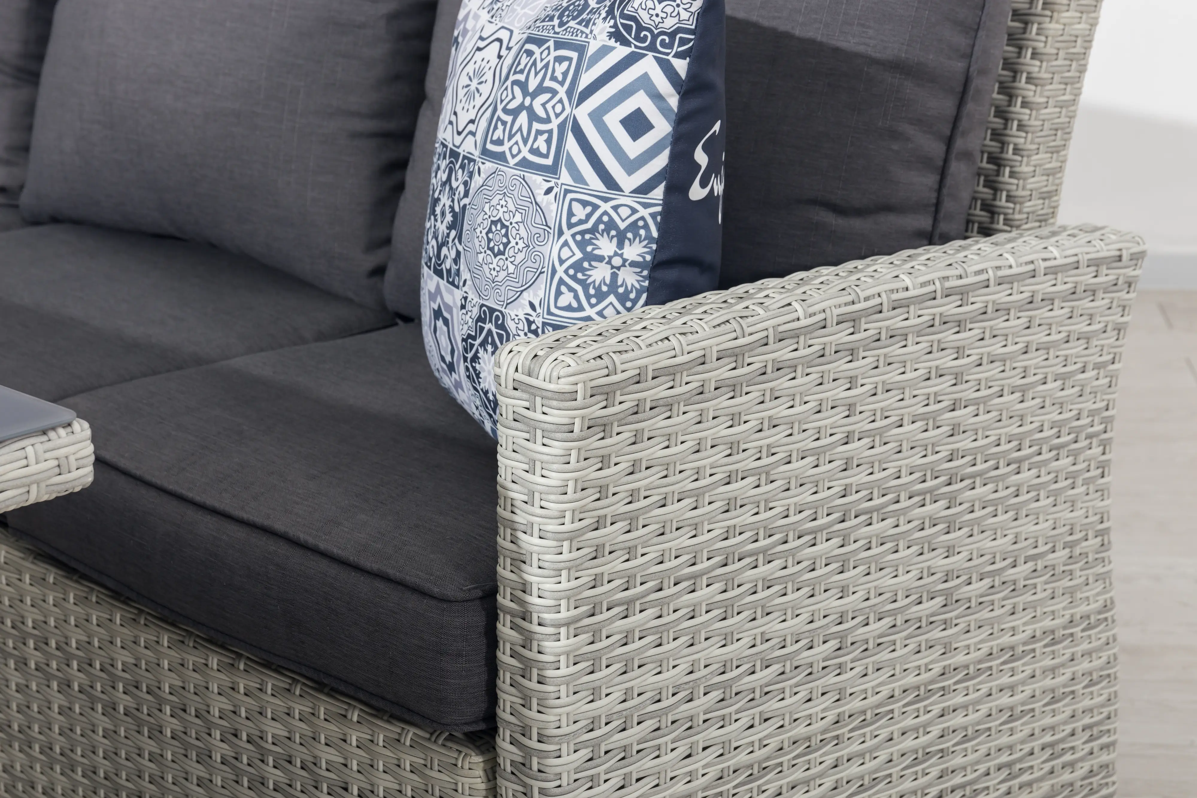 Primaster Dining Loungebank passend zur Serie Santorin