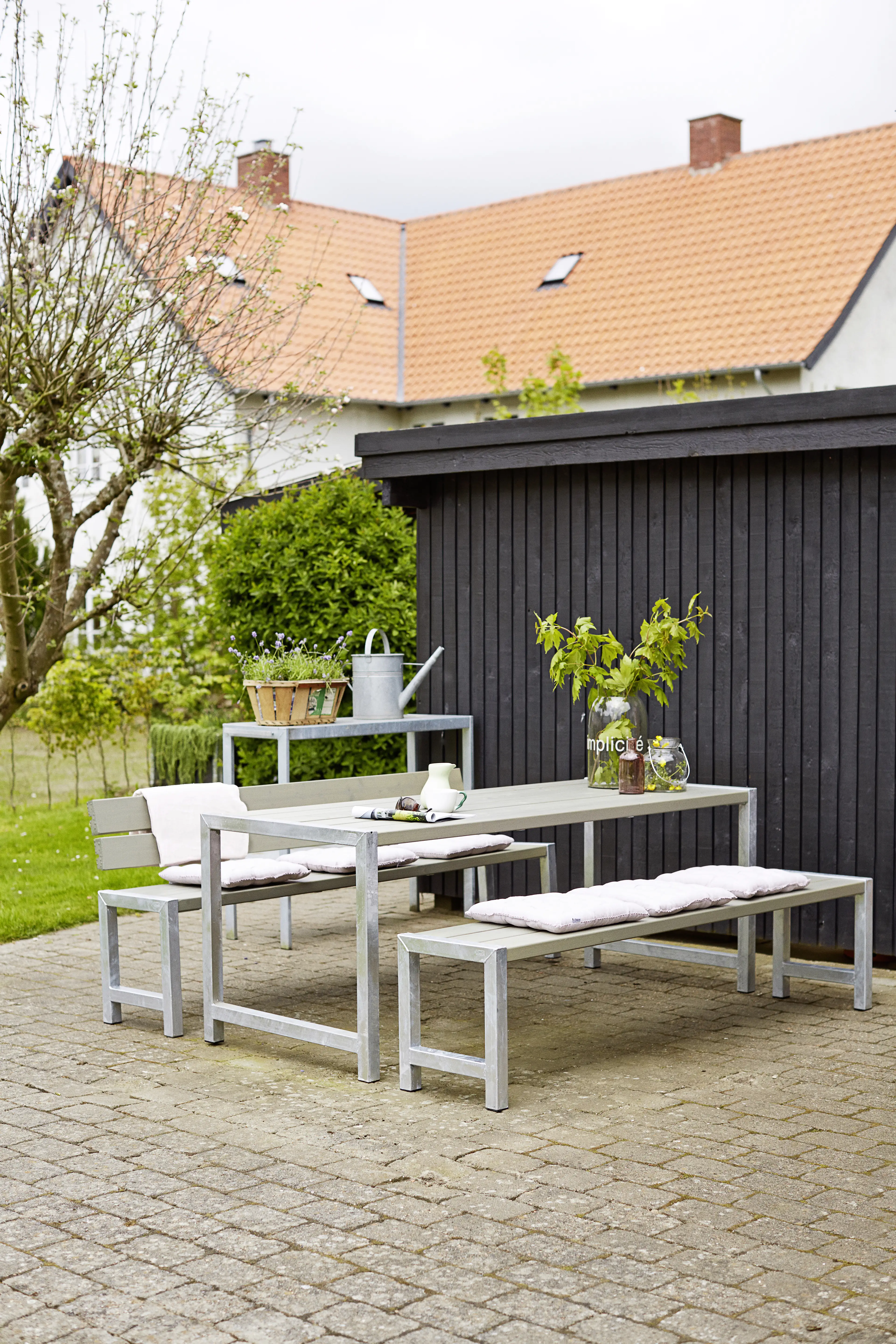 5703393726292 Plus Plankenbank 176 x 38 x 44 cm graubraun