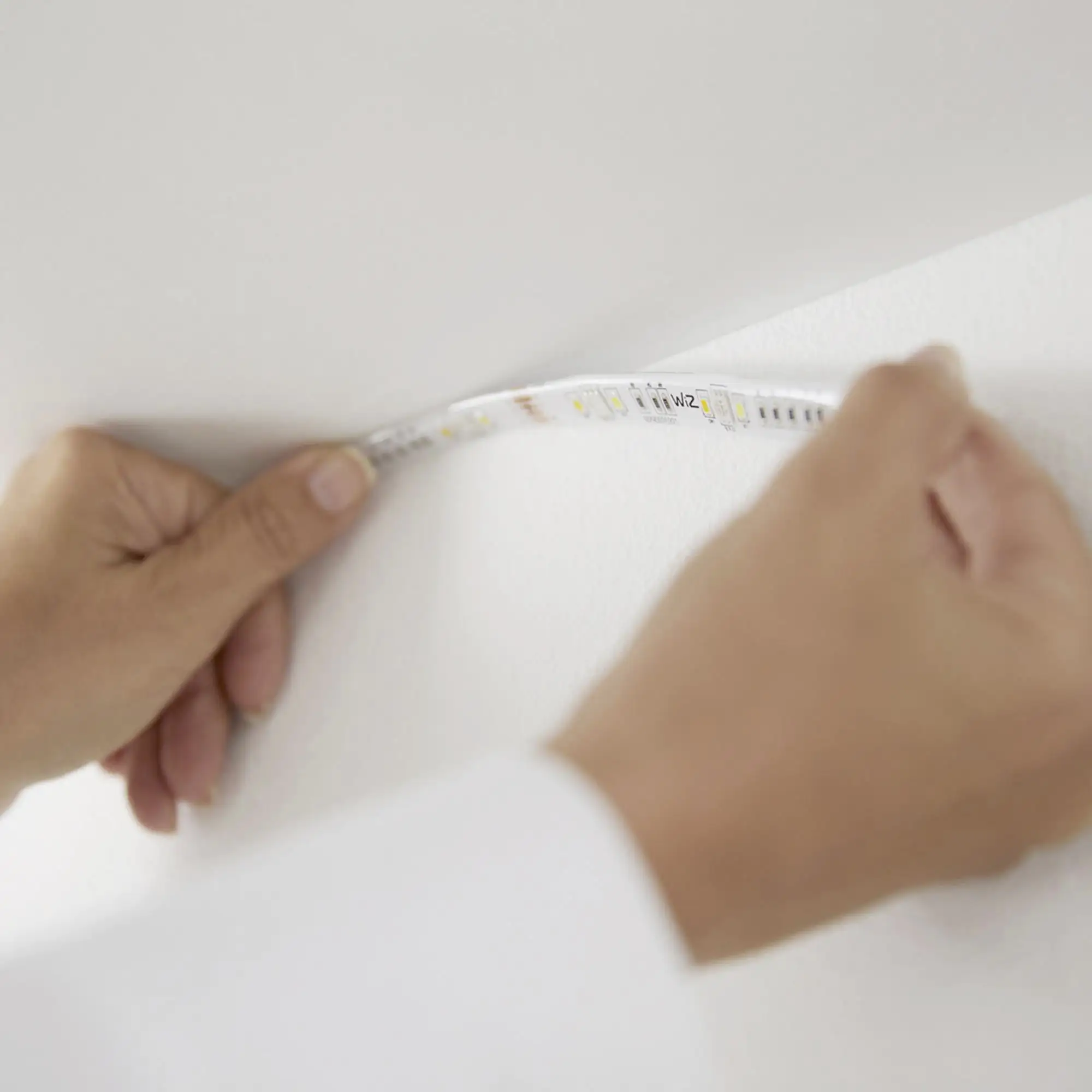 WiZ LED Lightstrip Tunable White & Color Erweiterung 1 m RGBW WiZ LED Lightstrip Tunable White & Color Erweiterung 1 m RGBW