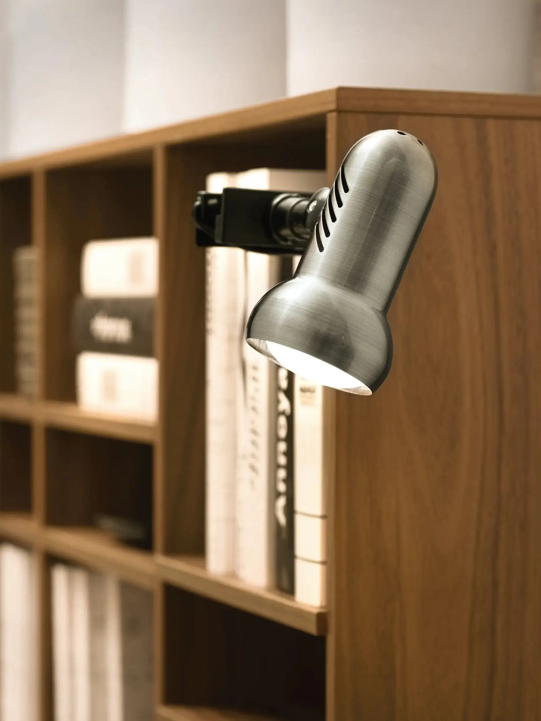 Eglo Klemmleuchte Manhatten E27 nickel-matt schwarz