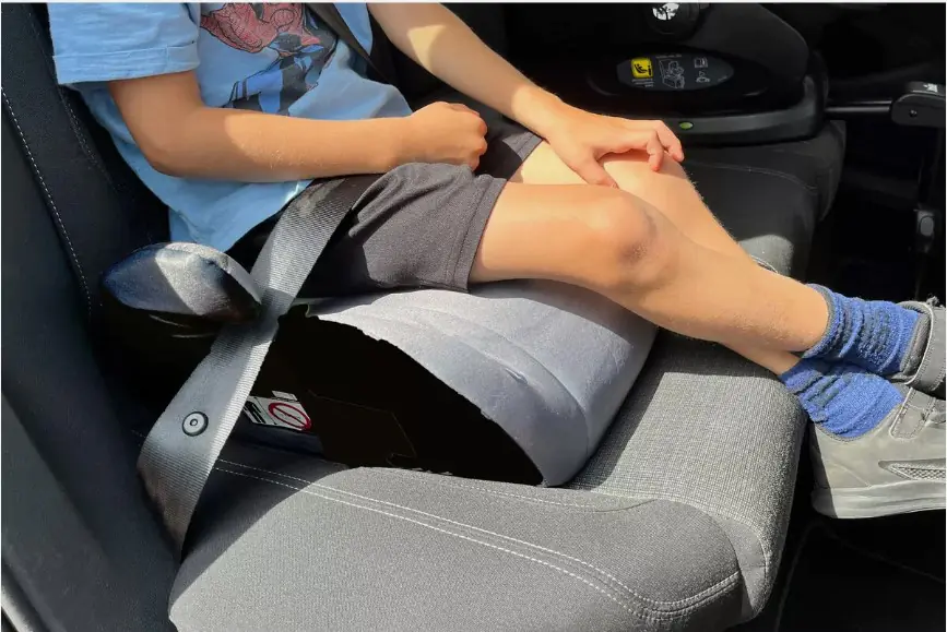 Cartrend Kindersitzerhöhung R129 mit ISOFIX