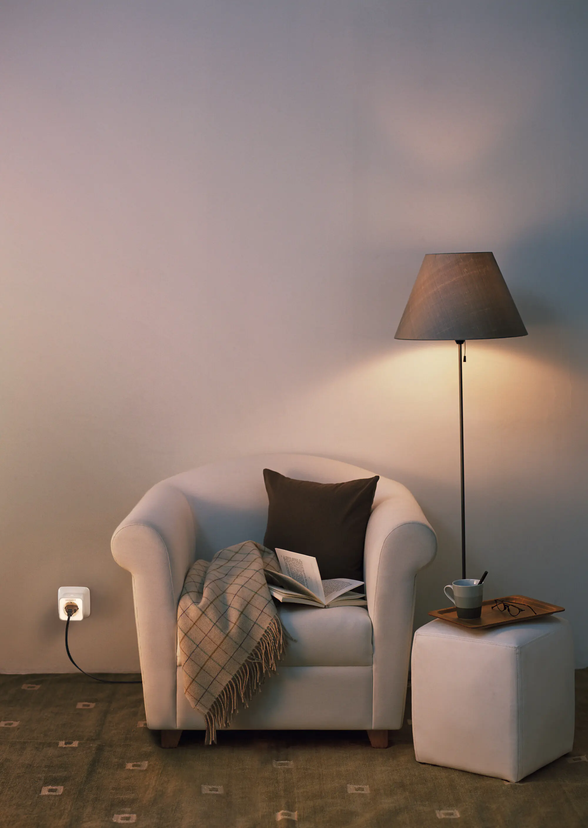 Ledvance Smart+WiFi Steckdose mit integriertem Nachtlicht weiß 3.680 W