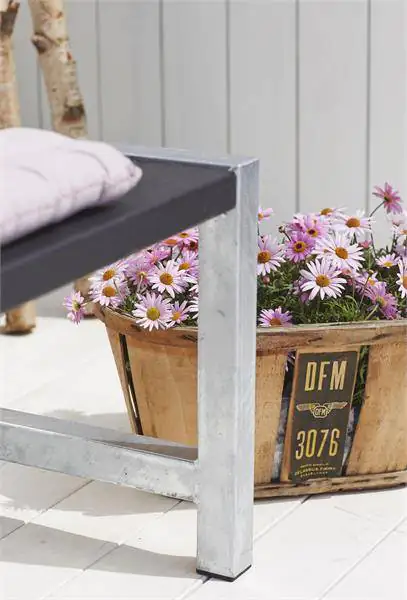 Plus Plankenbank 176 x 38 x 81 cm schwarz mit Rückenlehne