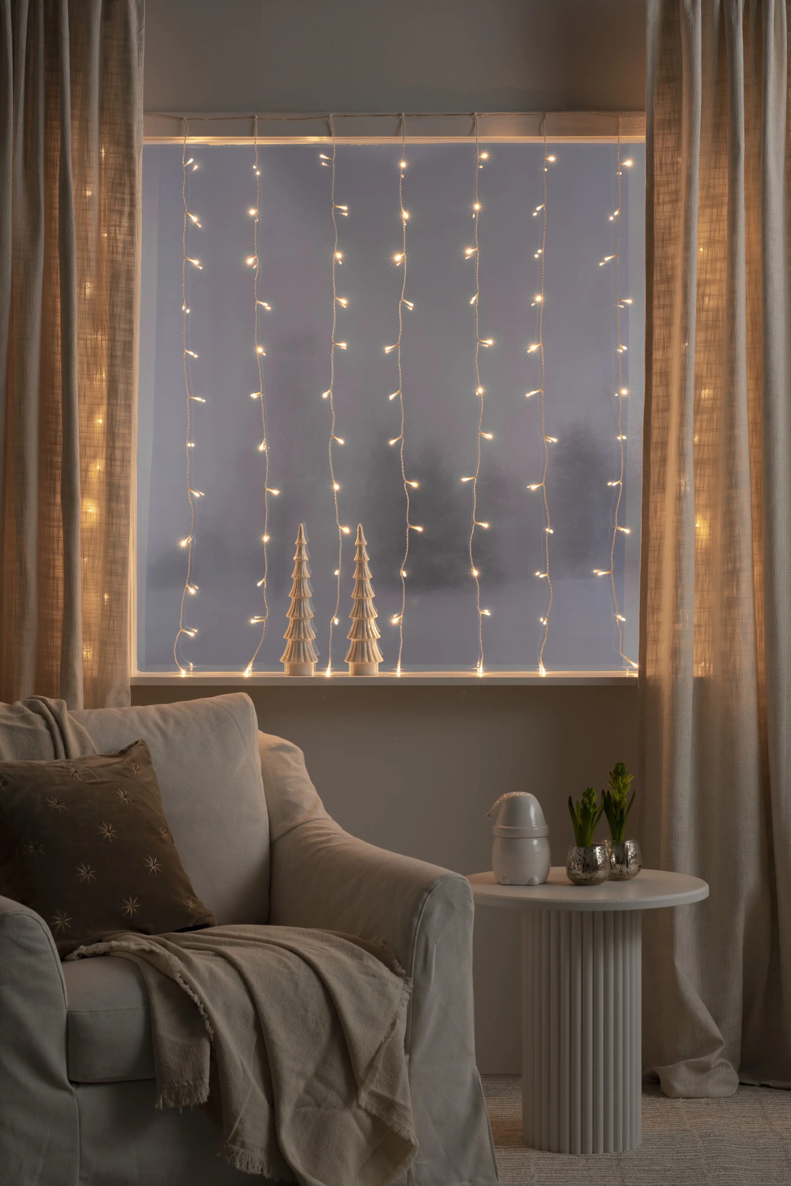 Konstsmide LED Lichtervorhang für Fenster 120 warmweiße Dioden 3,6W Konstsmide LED Lichtervorhang für Fenster 120 warmweiße Dioden 3,6W