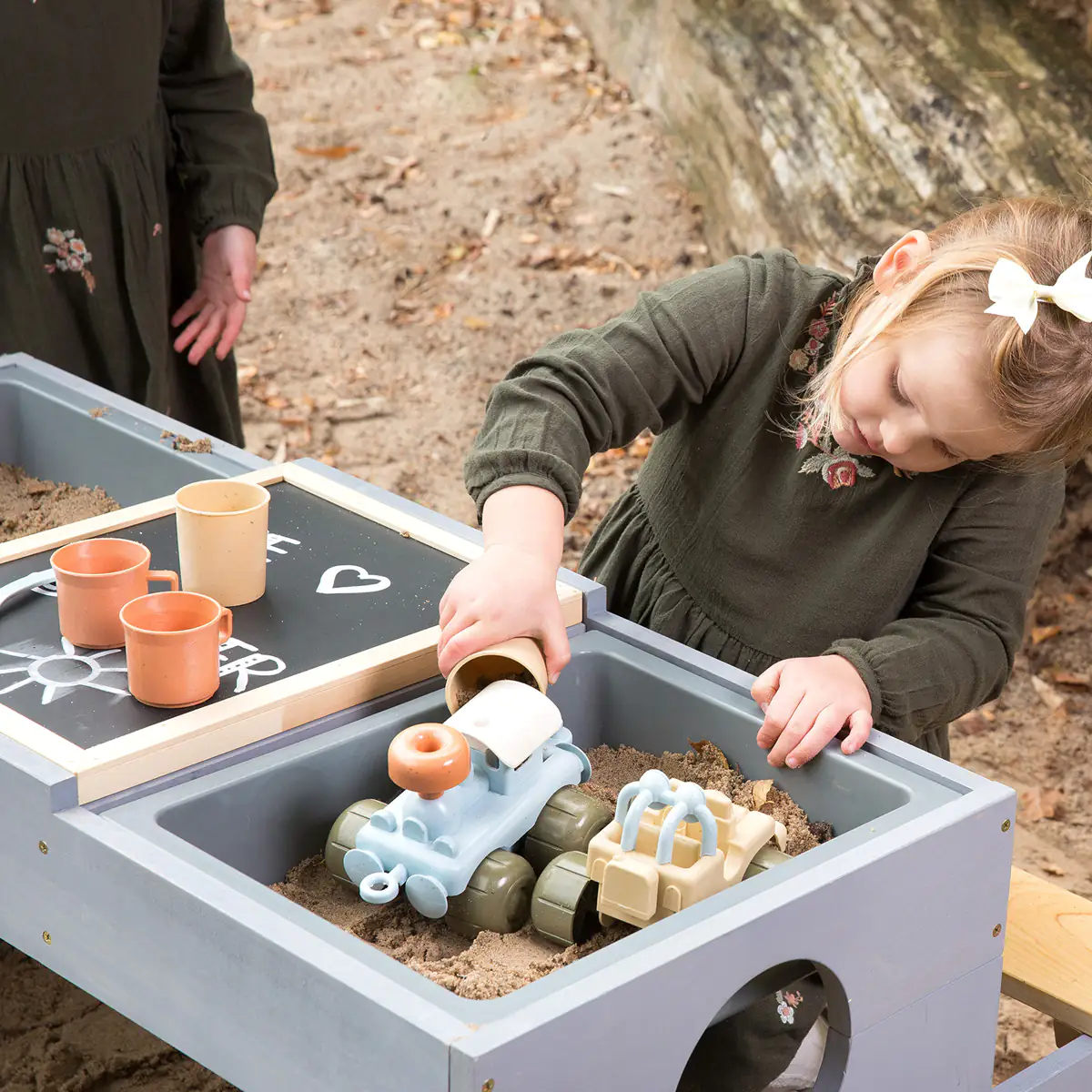 Muddy Buddy Outdoor Spieltisch Creator 100 x 90 x 50 cm Muddy Buddy Outdoor Spieltisch Creator 100 x 90 x 50 cm