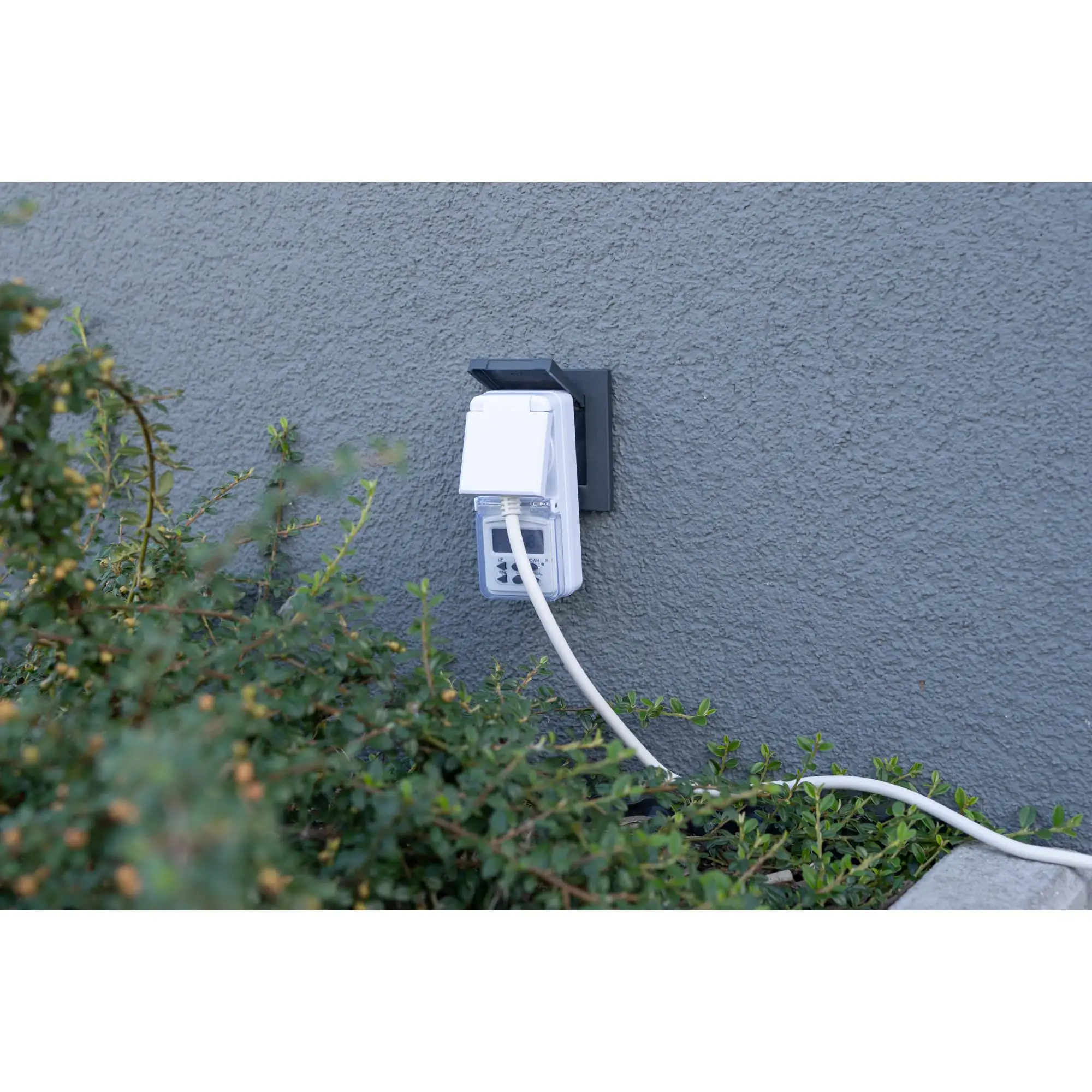 Wochenzeitschaltuhr mini 1.800 W mit Schutzabdeckung digital, weiß, IP44