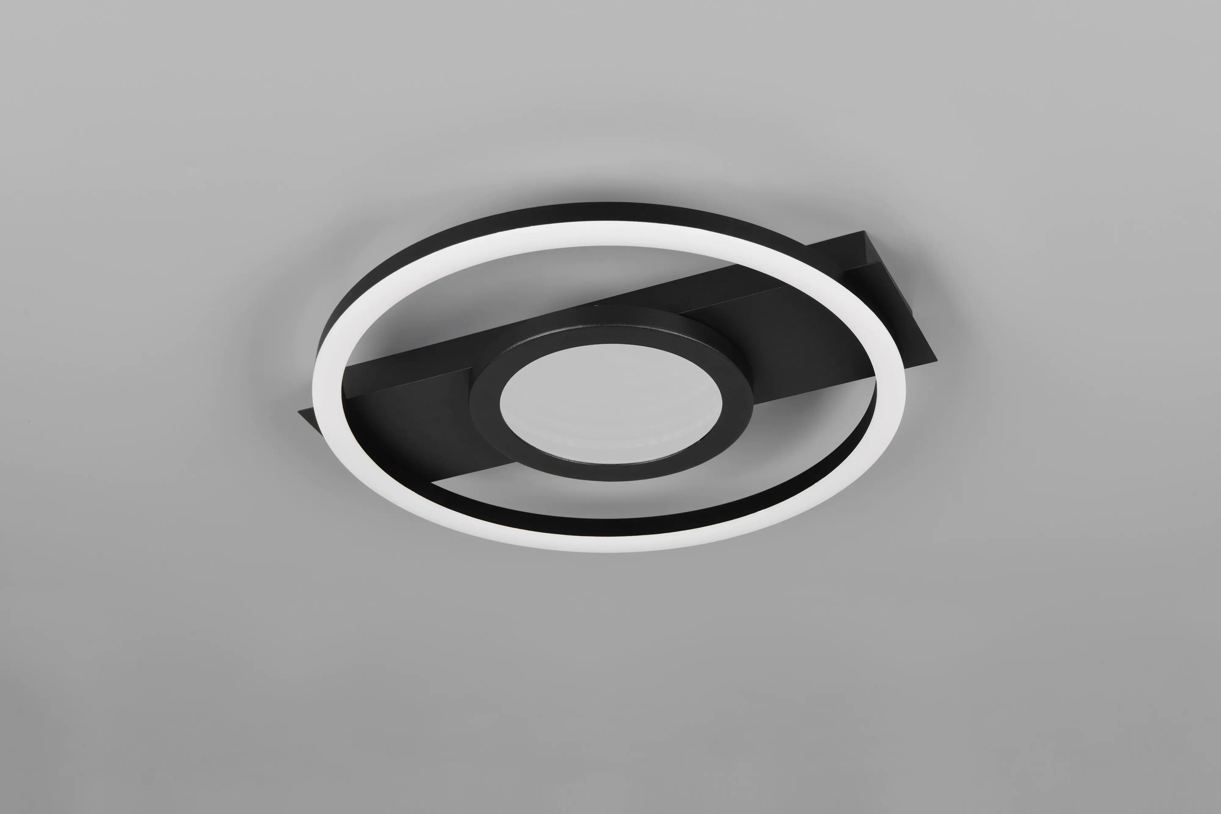 Trio LED Deckenleuchte Wheeler 16 W schwarz matt Trio LED Deckenleuchte Wheeler 16 W schwarz matt