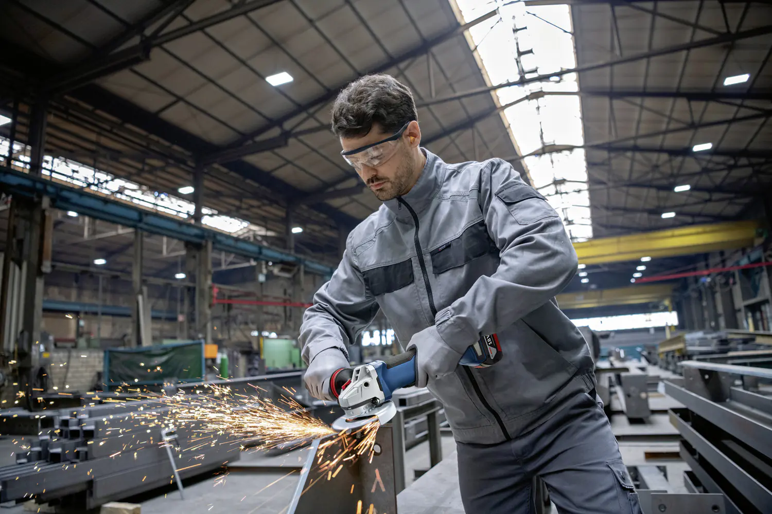 Bosch Professional Akku-Winkelschleifer GWS 18V-10 P Solo L-Boxx Bosch Professional Akku-Winkelschleifer GWS 18V-10 P Solo L-Boxx