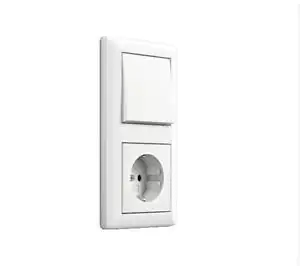 Gira Steckdose ST 55 reinweiß matt 418827 Gira Steckdose ST 55 reinweiß matt 418827