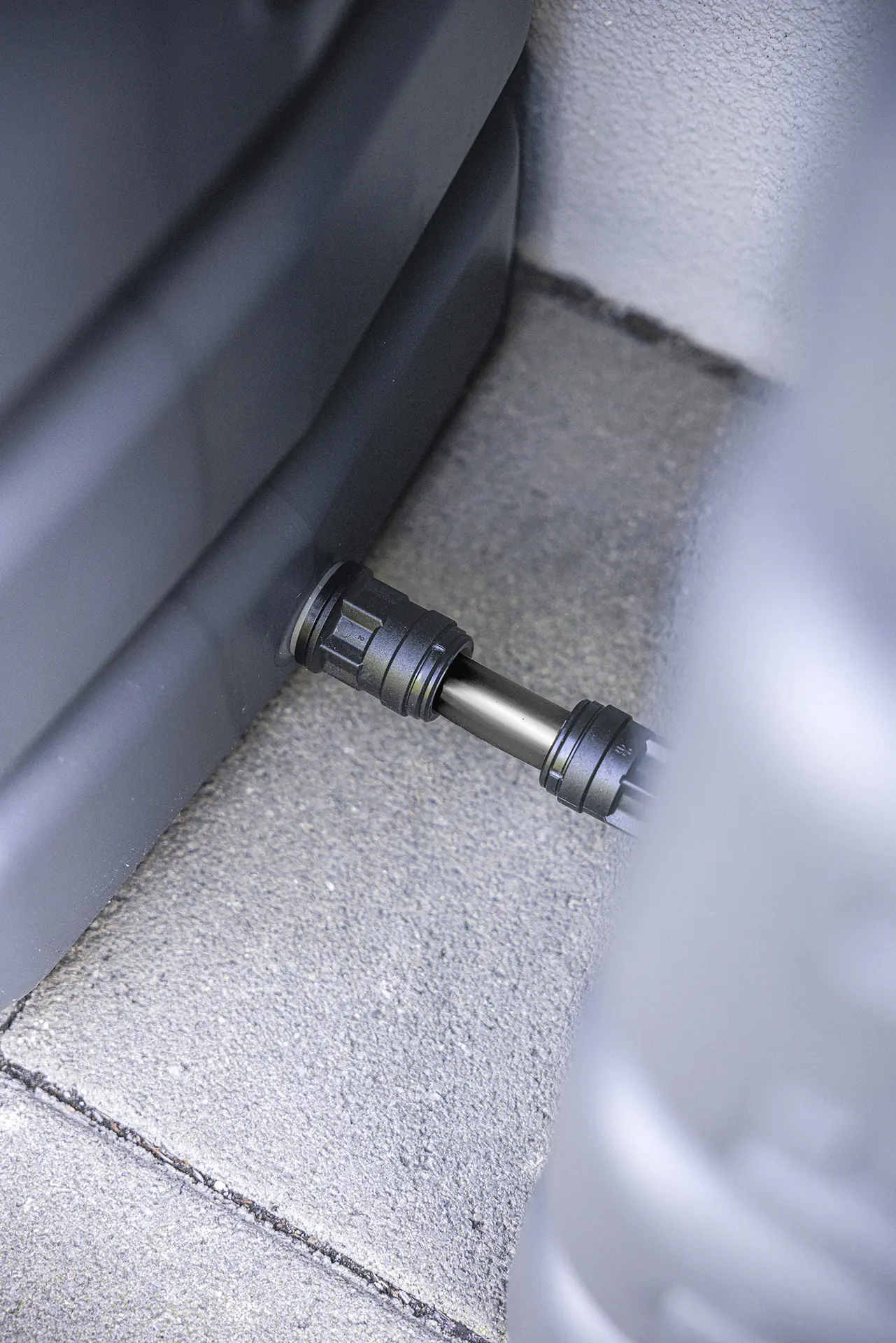 4rain Regentonne-Set Slim Wood Decor inkl. Zubehör Wandtank 1400 L darkwood 4 Stück