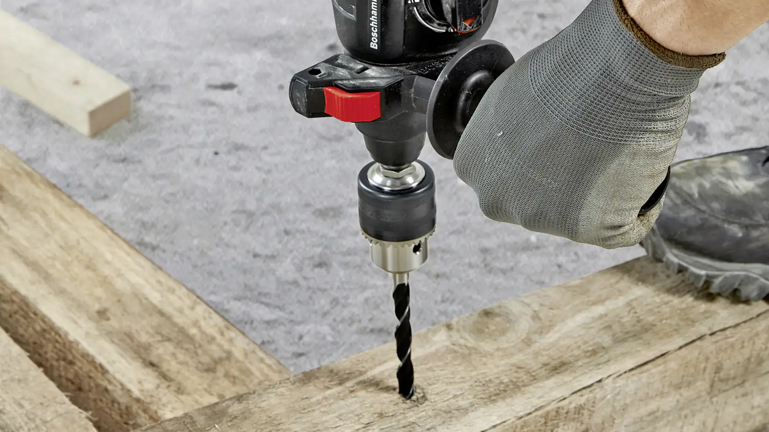 Bosch Professional Bohrhammer GBH 2-21 720 W mit Koffer