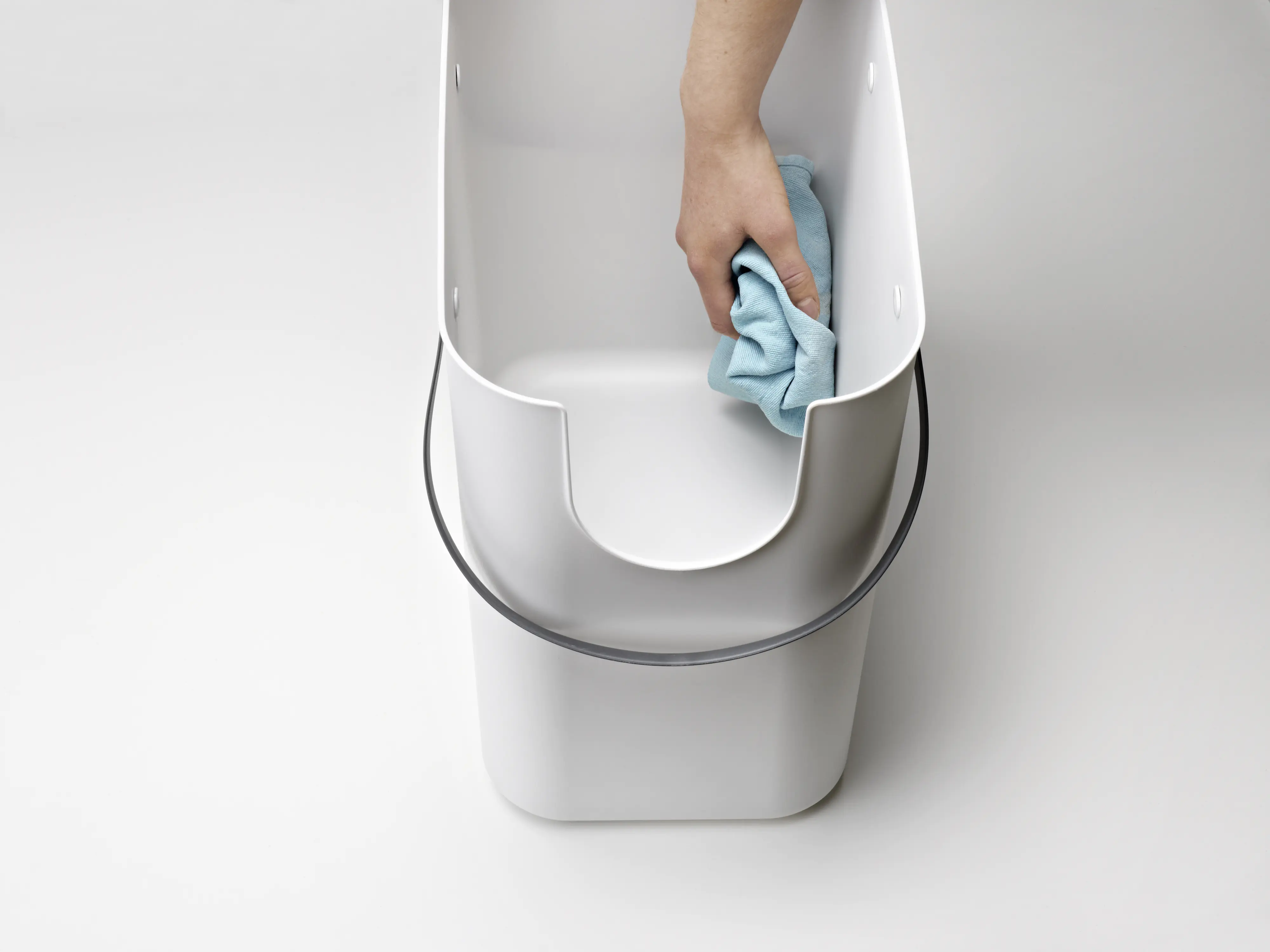 Rotho Mülltrennungssystem Albula 25 L mistletoe white Recyclingbehälter Rotho Mülltrennungssystem Albula 25 L mistletoe white Recyclingbehälter
