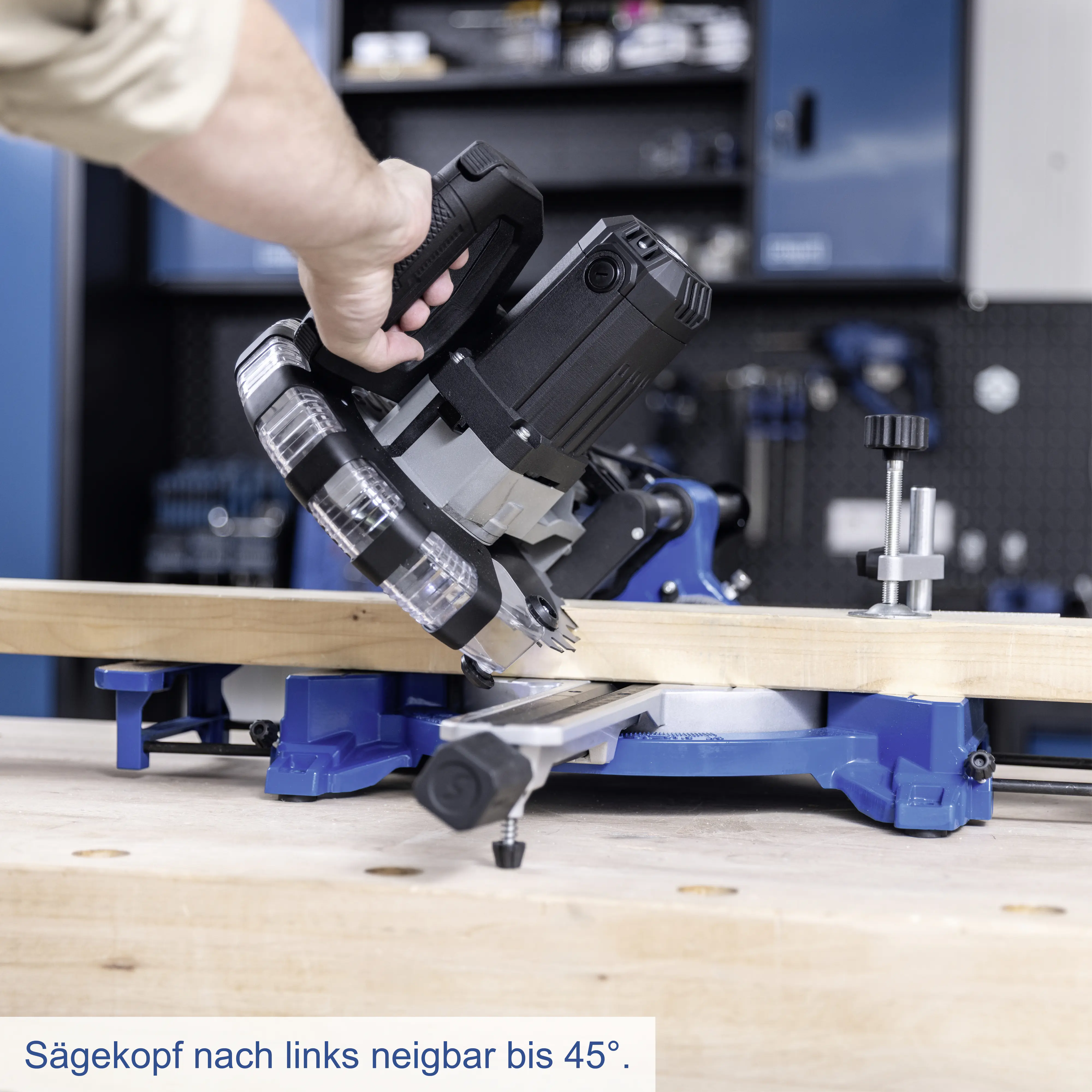 Scheppach Kappzugsäge HM216SPX mit LED-Schattenlicht & 2x Sägeblätter 2000 W