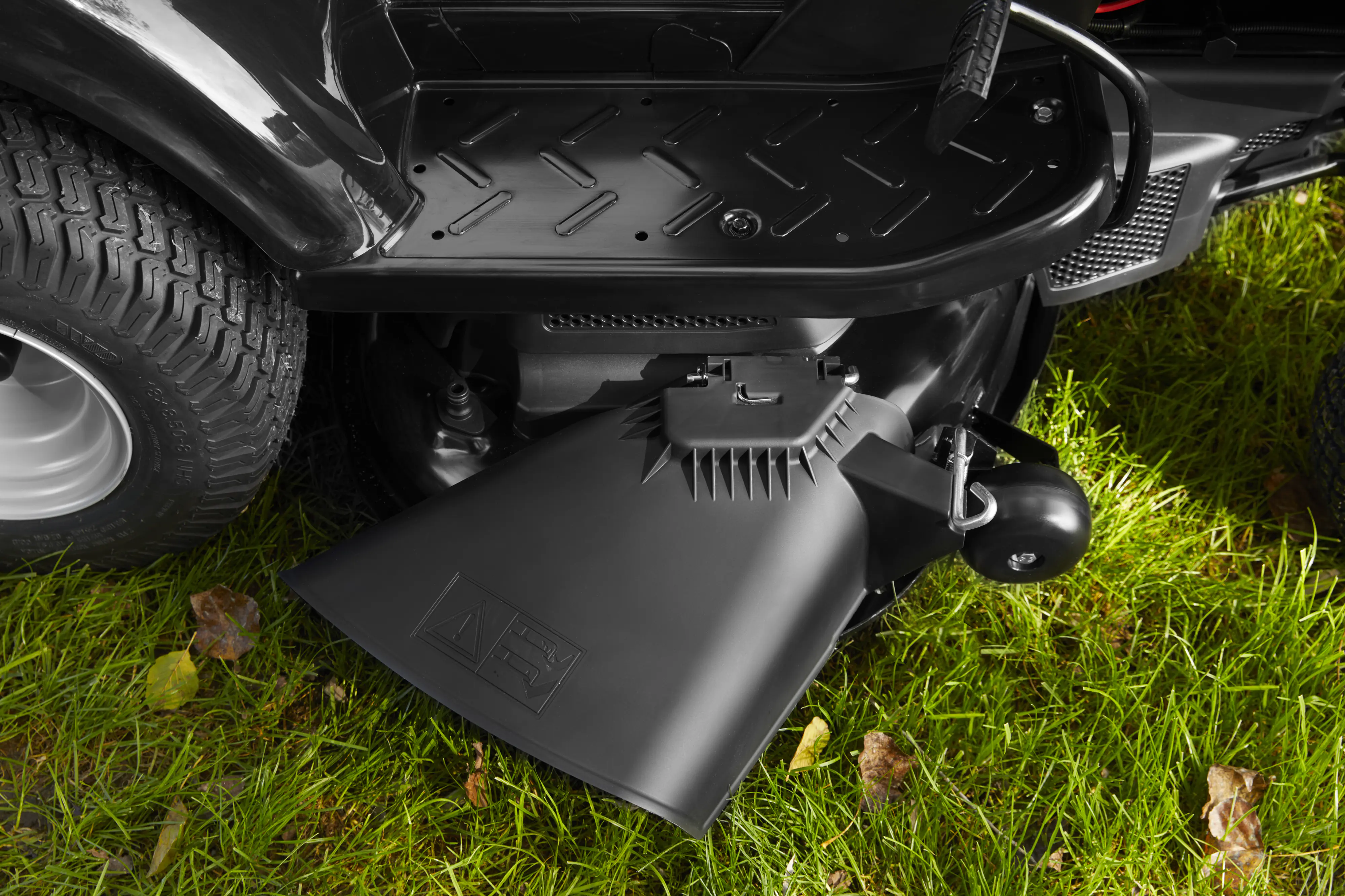 Alpina Rasentraktor AT3 98 A 6,5 kW, 98 cm Schnittbreite, inkl. Mulchkit