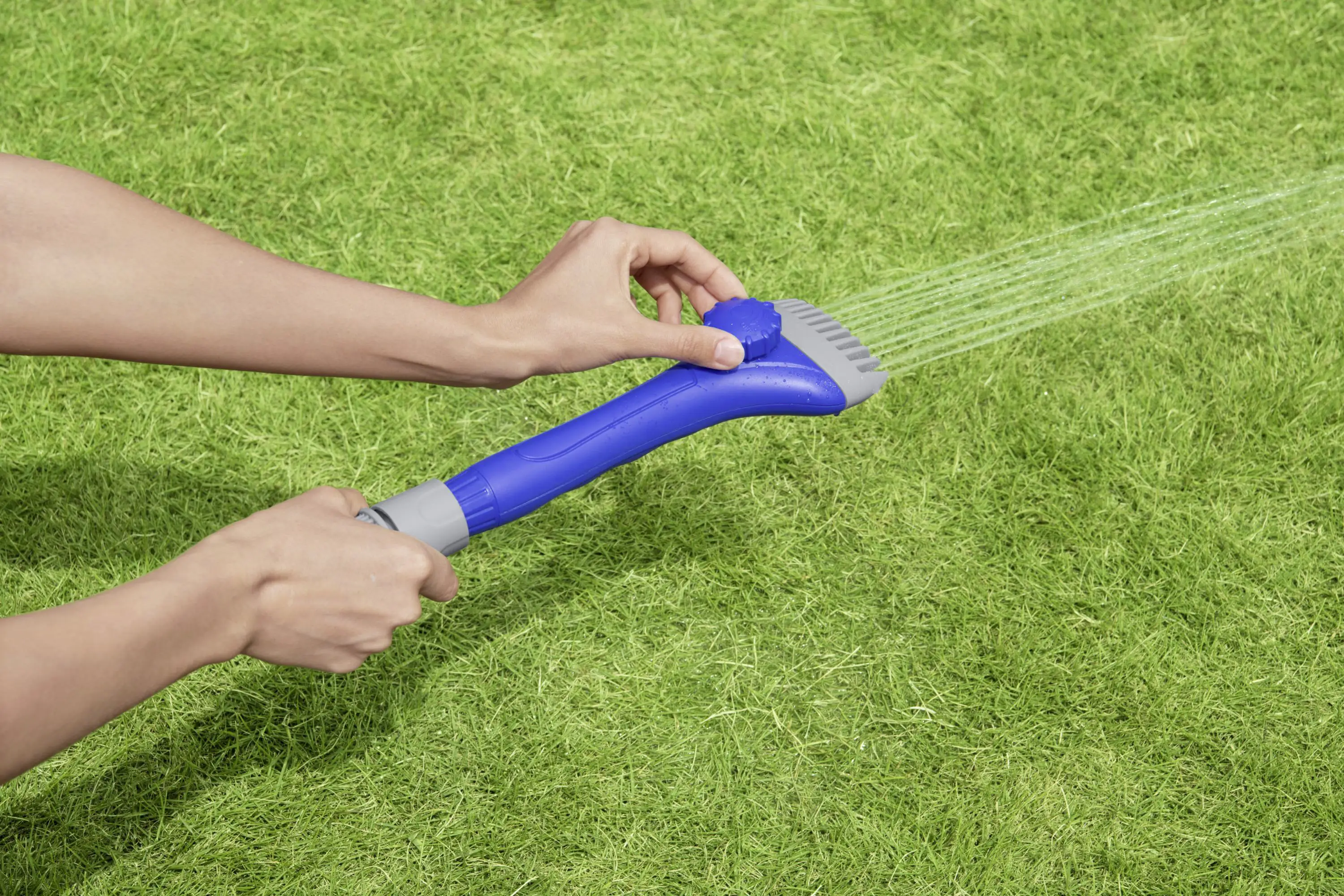 6941607307533_2995539 Bestway Reinigungs-Aufsatz Flowclear AquaLite für Filterkartuschen