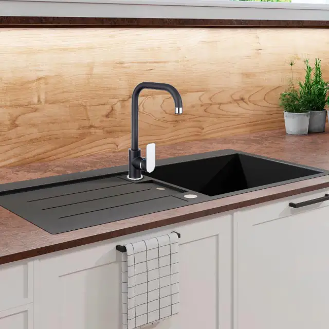 Cornat Einhebel-Spültischarmatur Noir schwarz-chrom