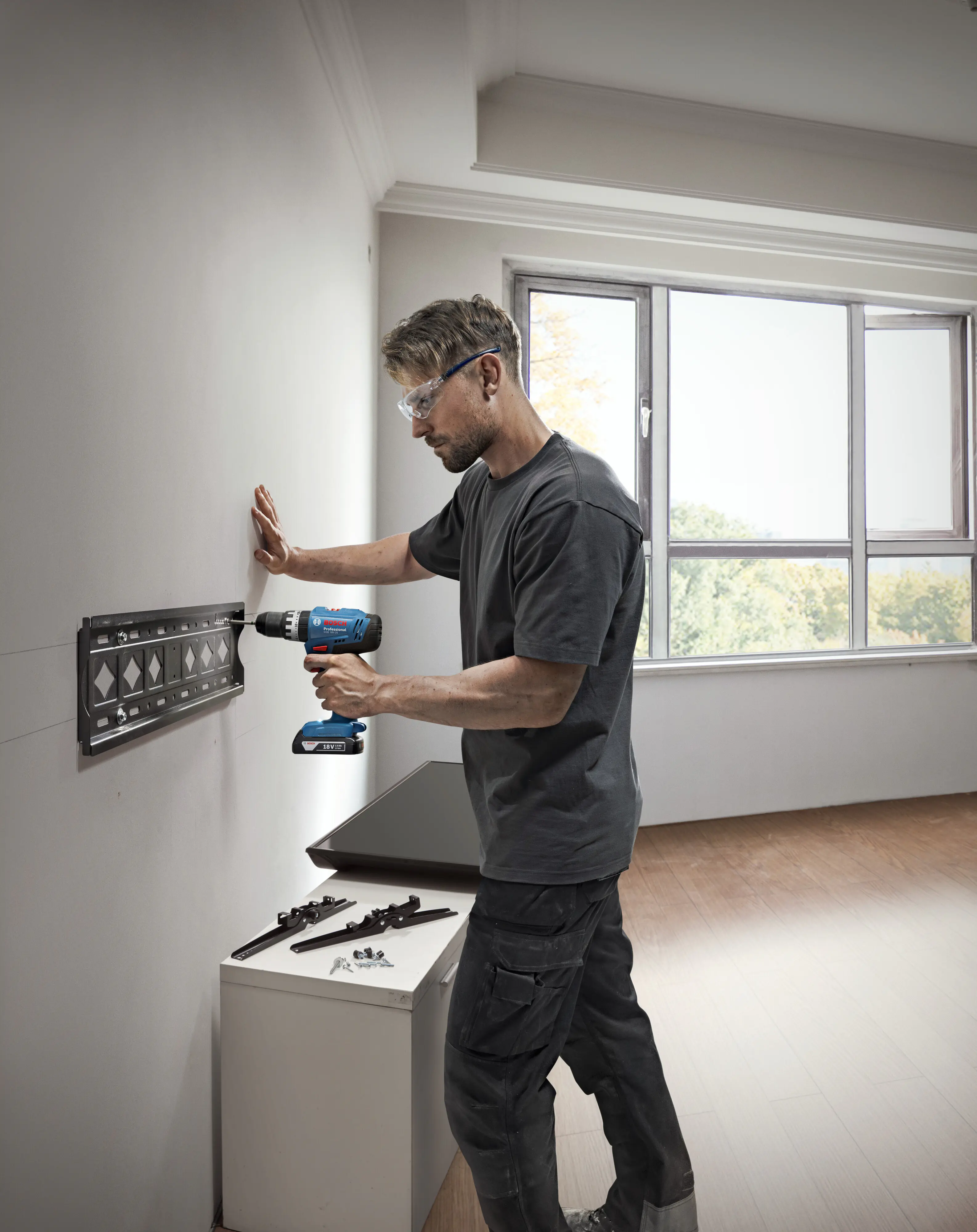 Bosch Akku-Schlagbohrschrauber GSB 18V-25 ohne Akku und Ladegerät in L-BOXX