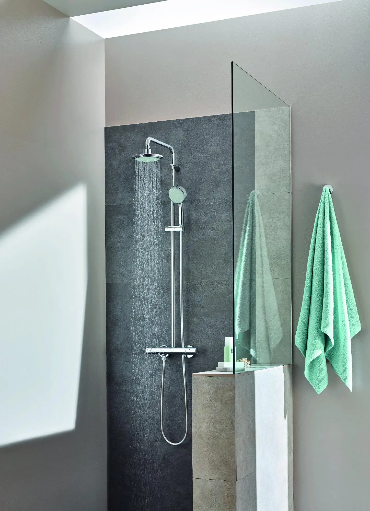 Grohe Duschsystem Tempesta C 160 verchromt, mit Thermostat Grohe Duschsystem Tempesta C 160 verchromt, mit Thermostat