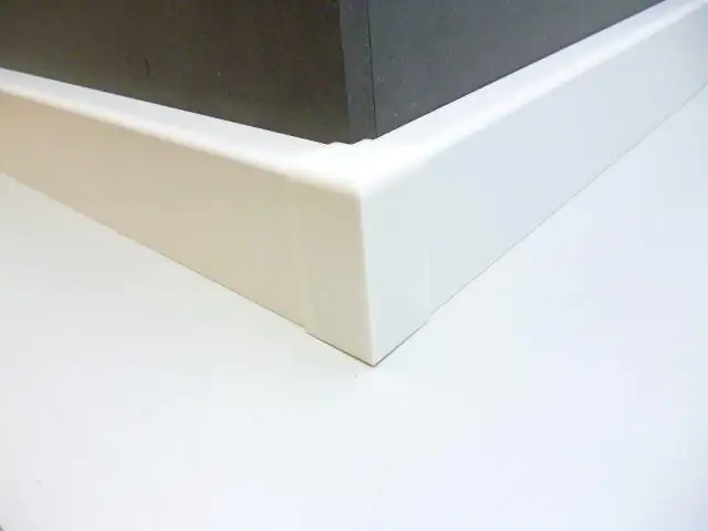 B.S. Bauprogramm Außenecke für Sockelleiste: 50 x 18 mm weiß B.S. Bauprogramm Außenecke für Sockelleiste: 50 x 18 mm weiß