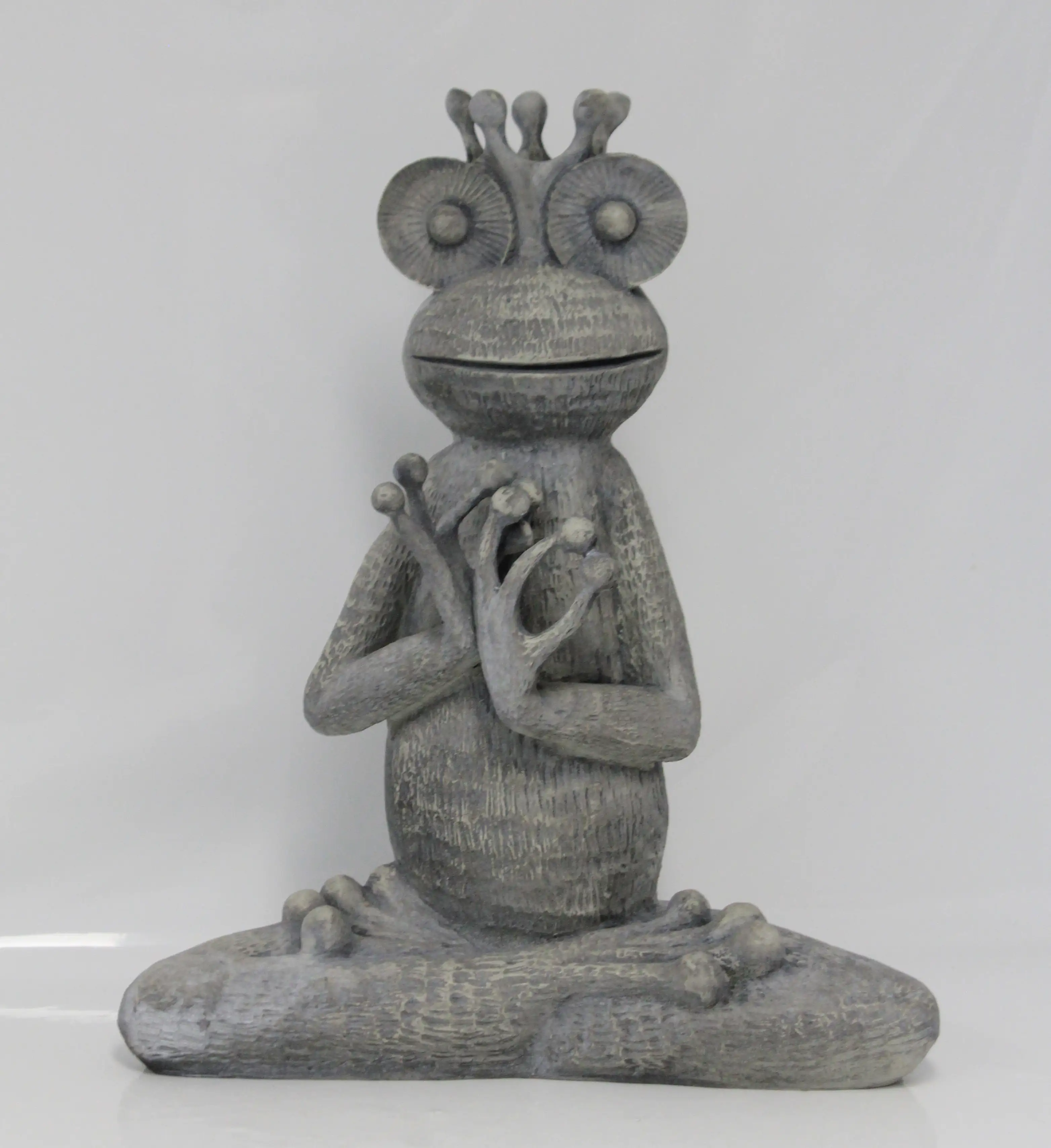 Dekofigur Frosch mit Krone 57 x 48 x 18 cm Dekofigur Frosch mit Krone 57 x 48 x 18 cm
