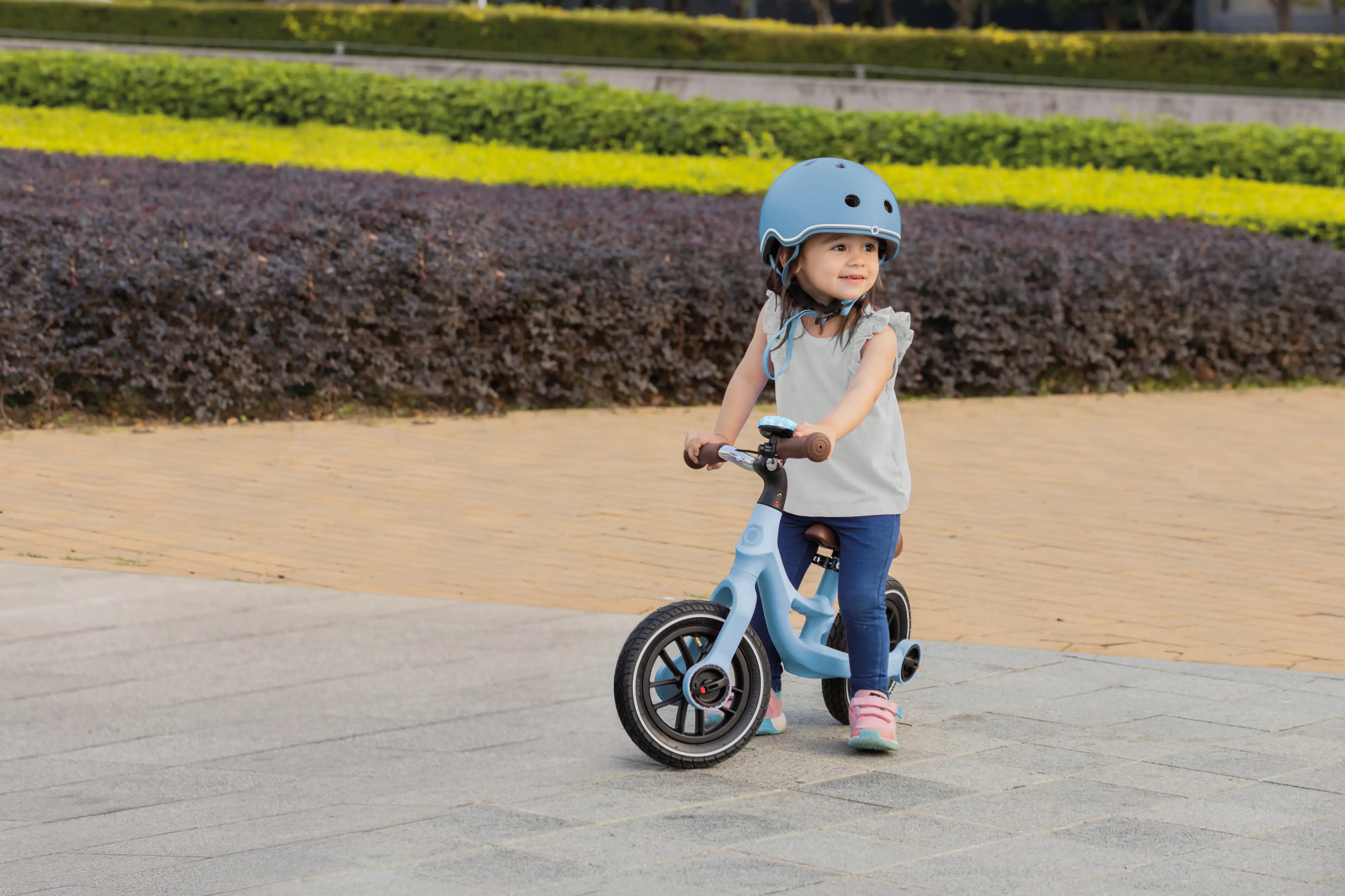 Globber Laufrad Go Bike Elite Air pastellblau