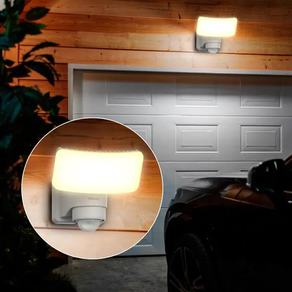 Philips Solar Wandleuchte Tylus weiß 18,5 x 21 x 17 cm warmweiß Philips Solar Wandleuchte Tylus weiß 18,5 x 21 x 17 cm warmweiß