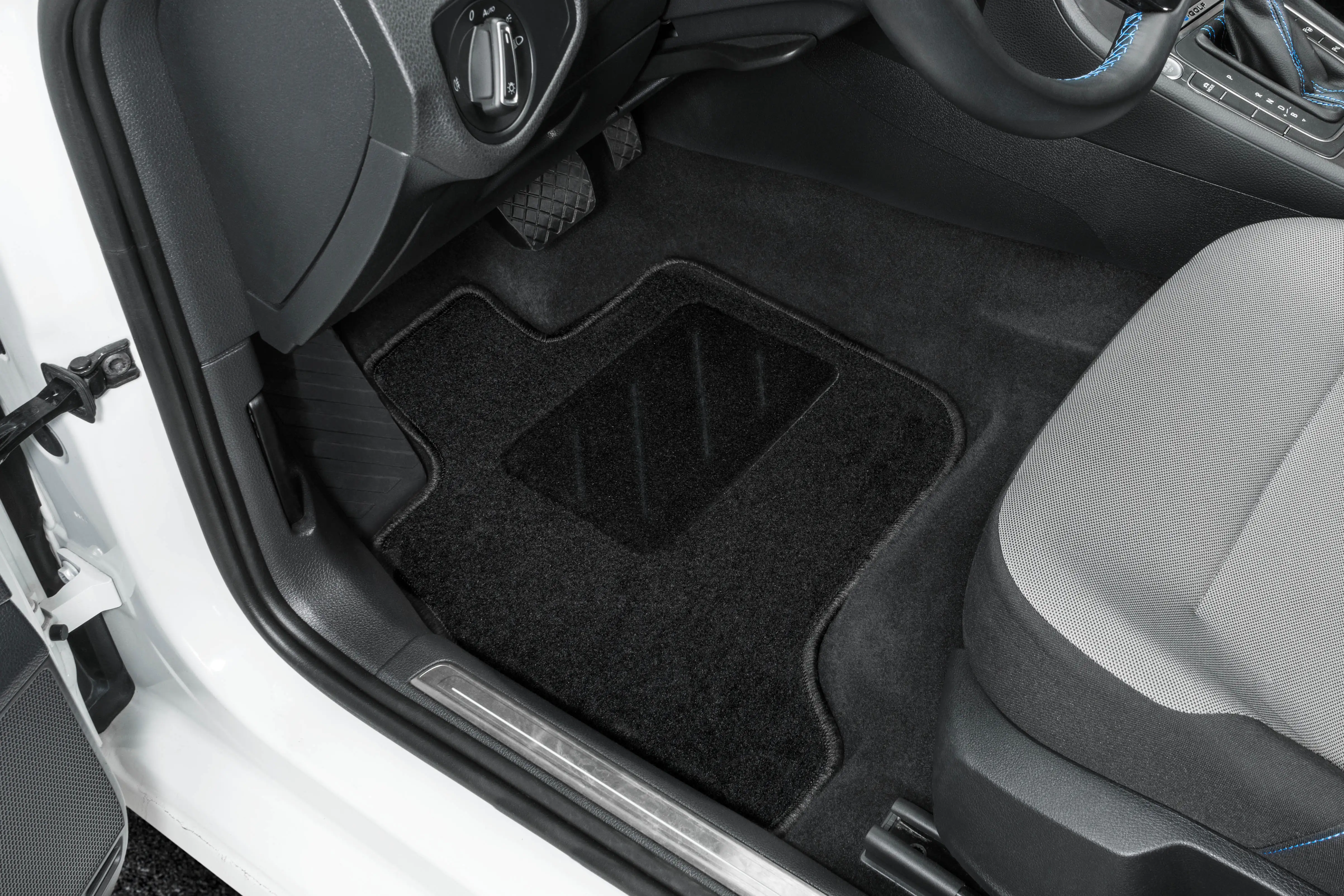 Walser Passform Fußmatten für BMW 1er (E87 5-Türer) Bj 09/2004-08/2011 4-teilig