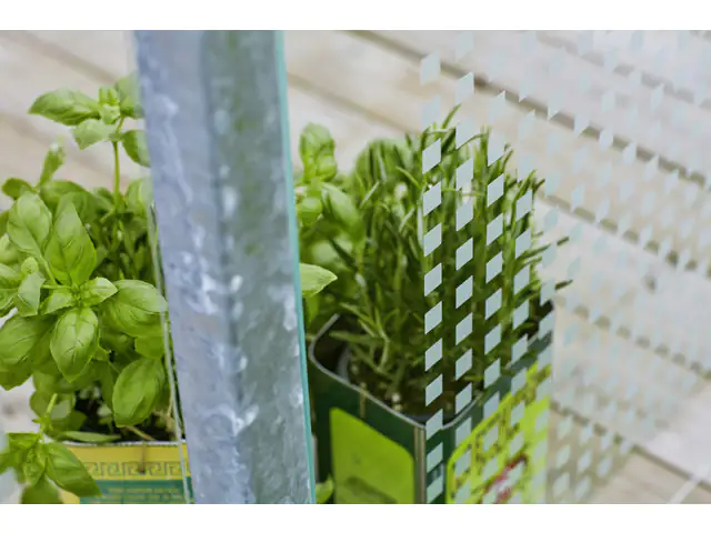 Plus Metallpfosten 96 cm, 45 x 45mm, verzinkt